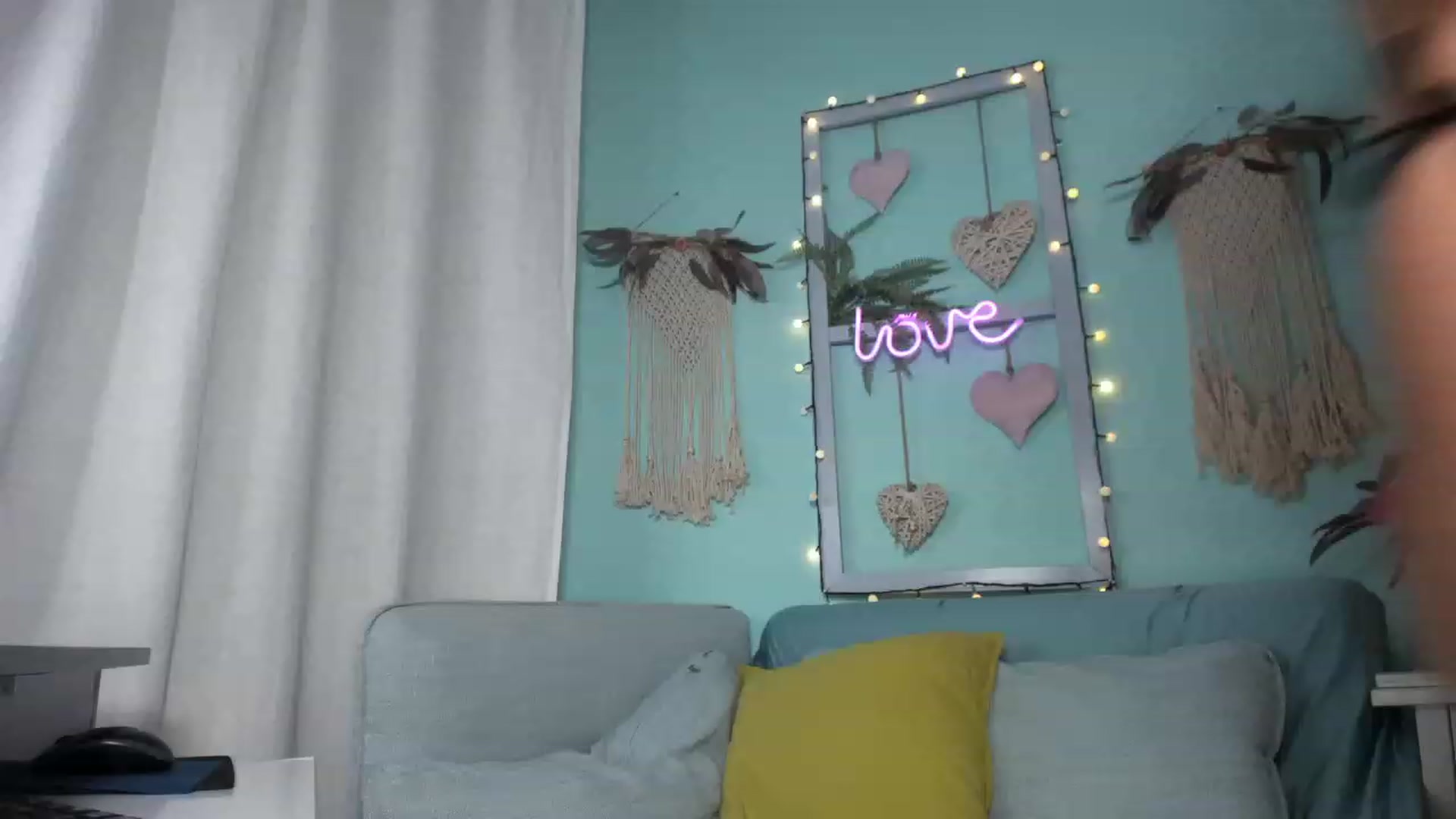Gallery image thumbnail from KrystalByjou's myfreecams stream on, 11/19/2022, 11:48 image 4 of 20