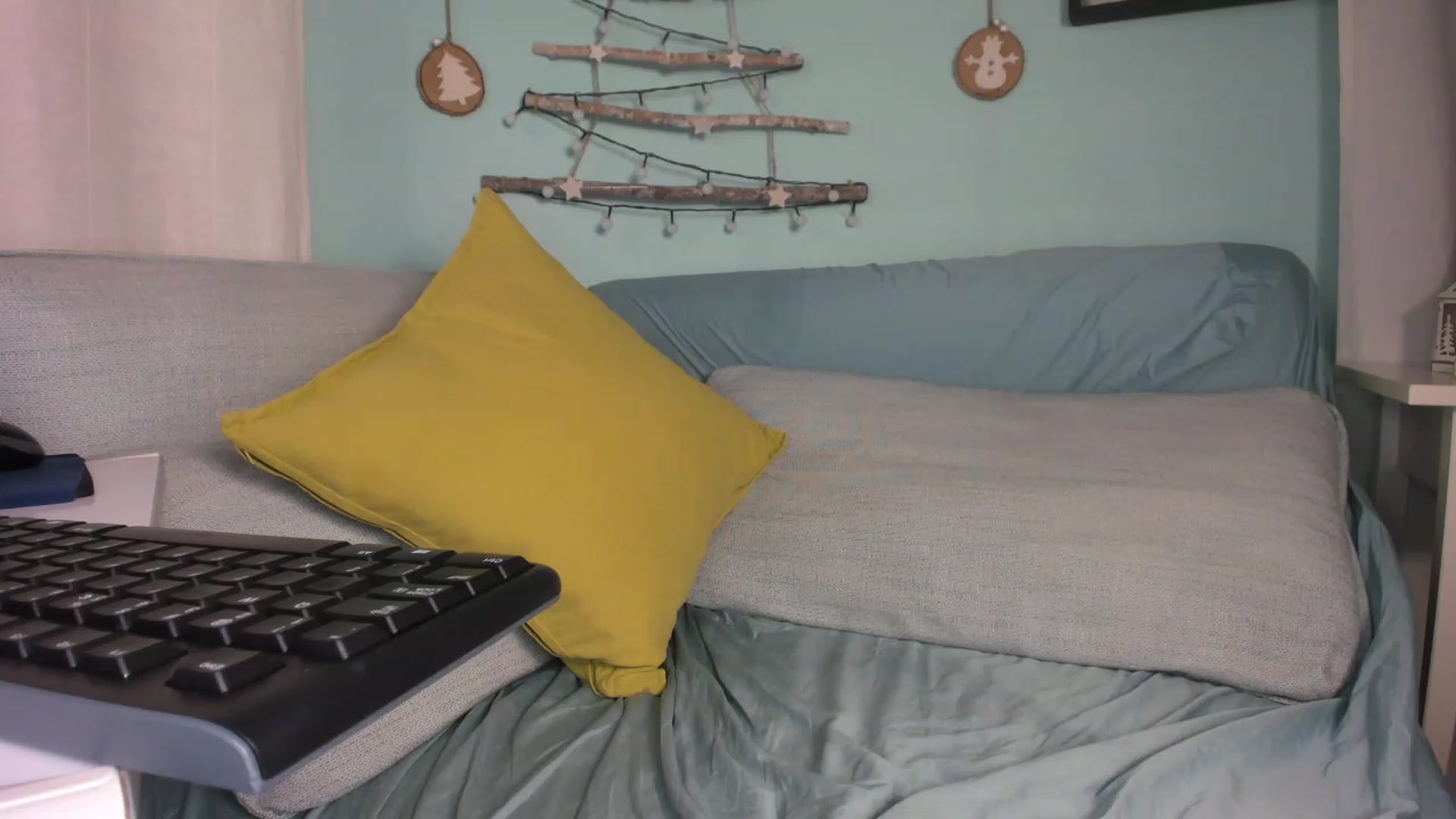 Gallery image thumbnail from KrystalByjou's myfreecams stream on, 12/28/2022, 10:43 image 10 of 20