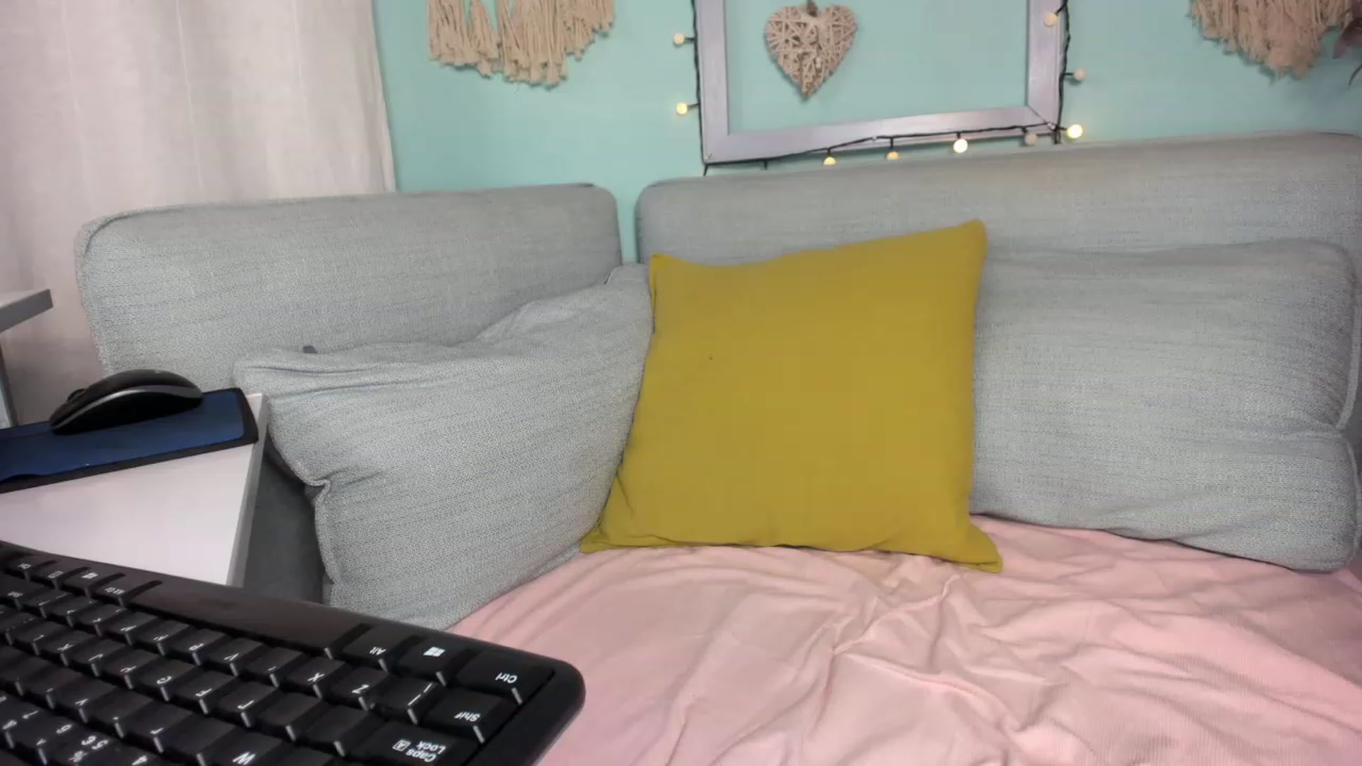 Gallery image thumbnail from KrystalByjou's myfreecams stream on, 01/18/2023, 11:42 image 15 of 20