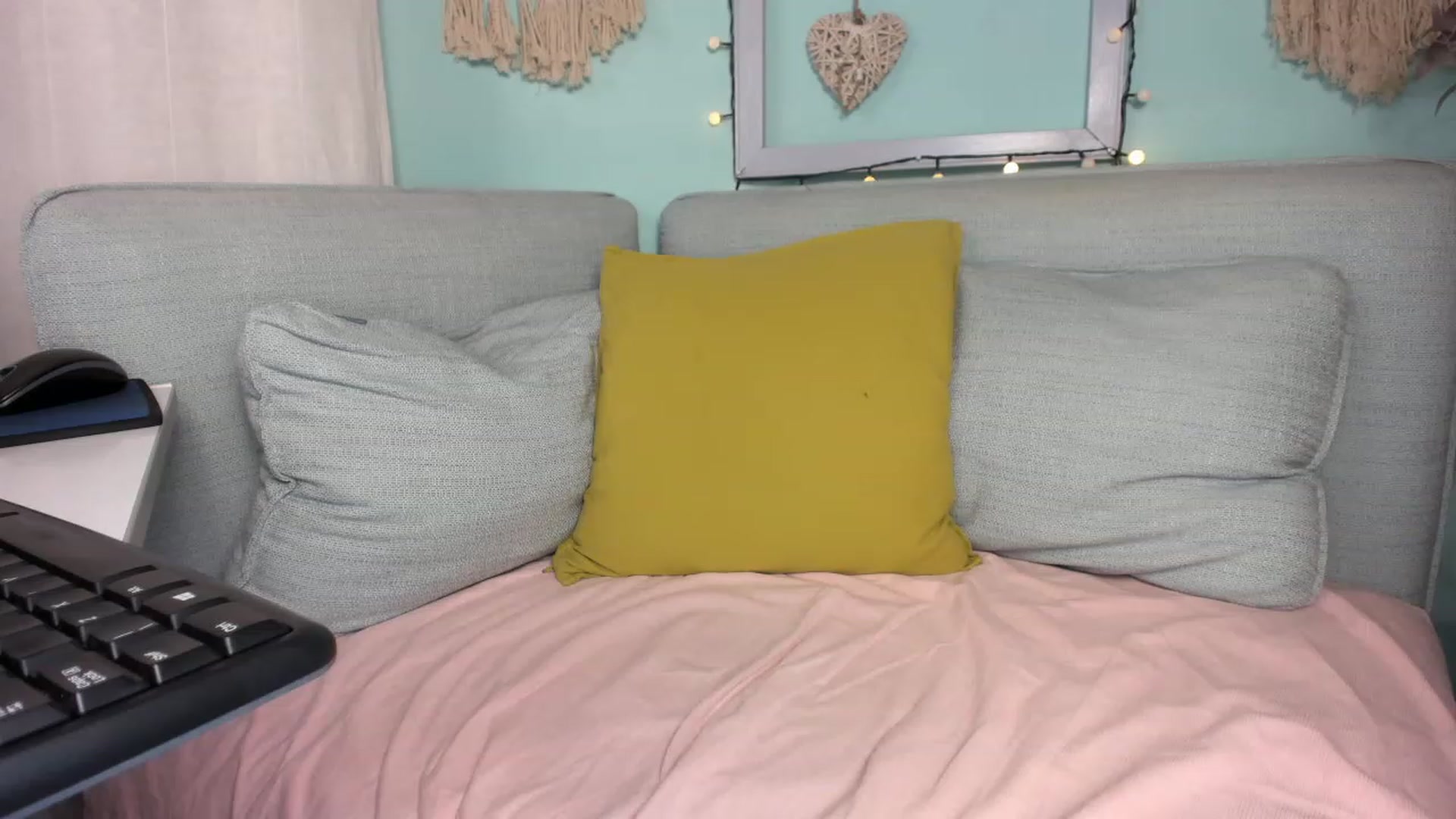 Gallery image thumbnail from KrystalByjou's myfreecams stream on, 01/19/2023, 12:23 image 14 of 20
