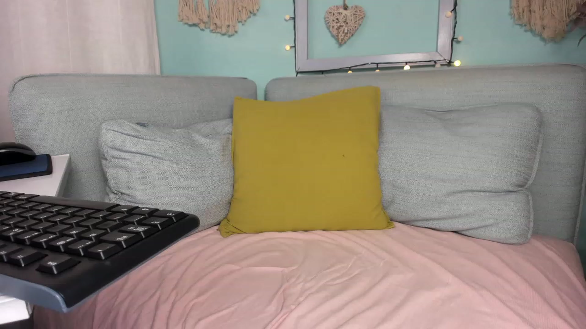 Gallery image thumbnail from KrystalByjou's myfreecams stream on, 01/19/2023, 12:23 image 8 of 20