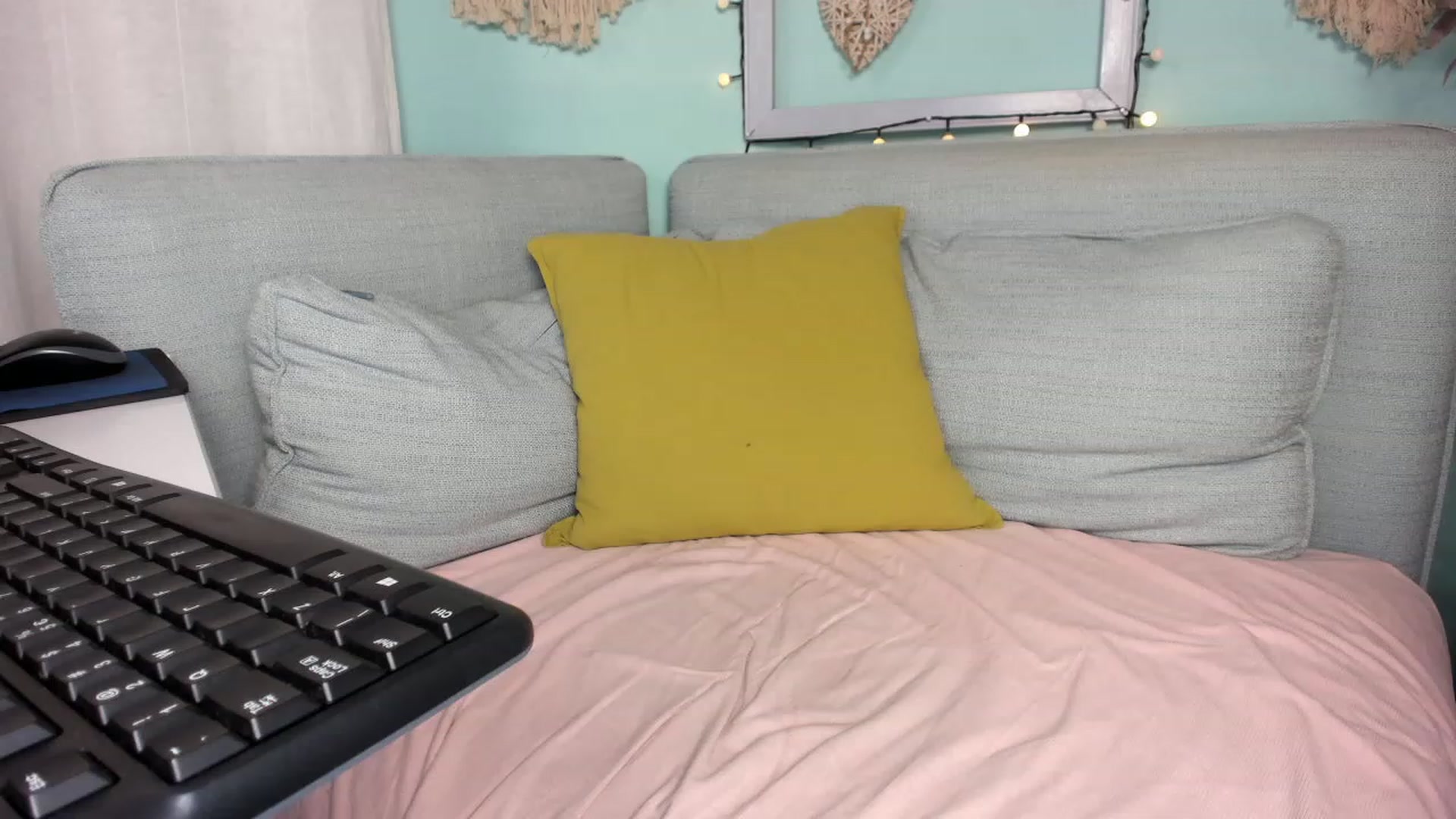 Gallery image thumbnail from KrystalByjou's myfreecams stream on, 01/30/2023, 11:17 image 15 of 20
