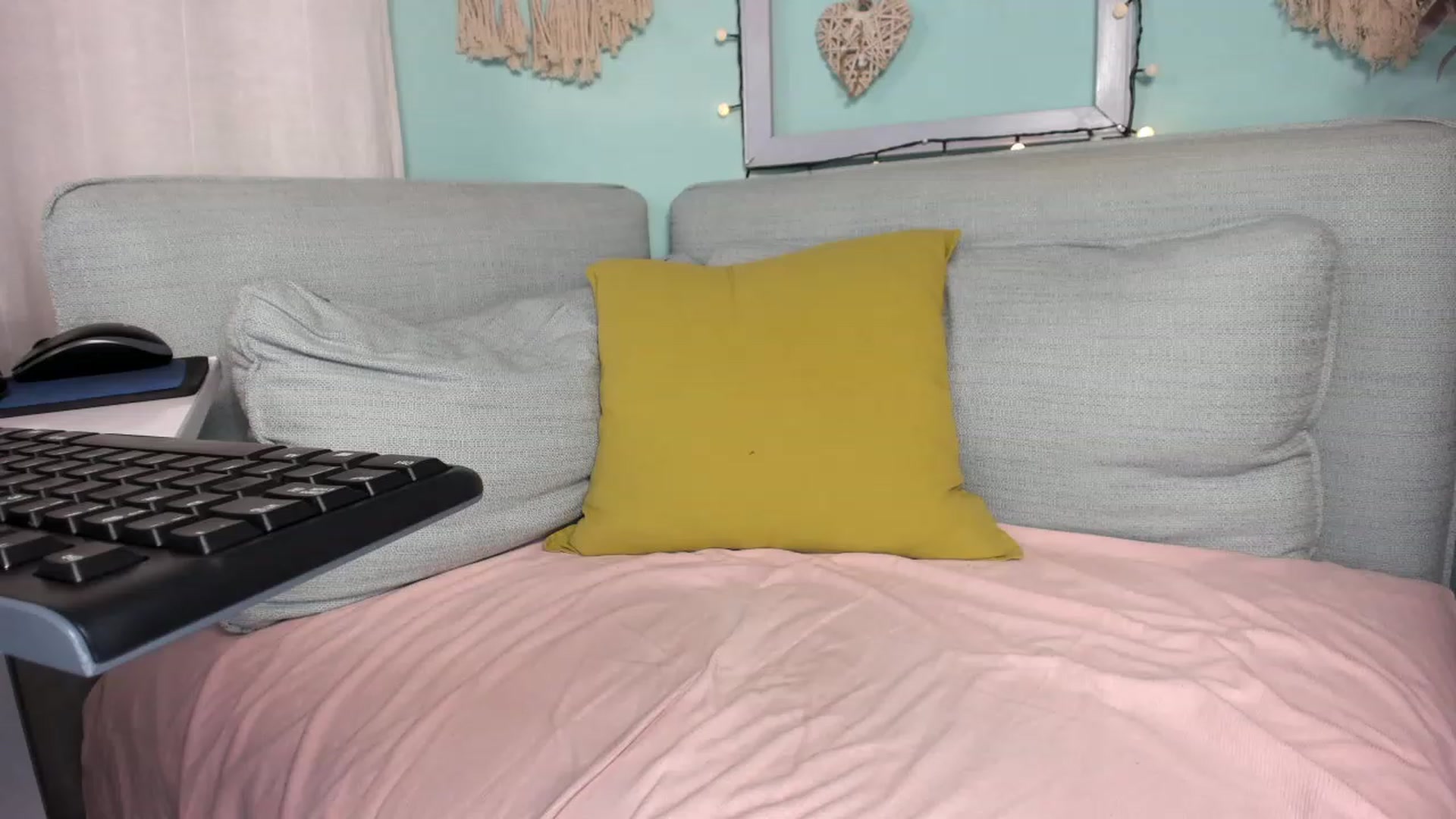 Gallery image thumbnail from KrystalByjou's myfreecams stream on, 02/02/2023, 10:47 image 13 of 20