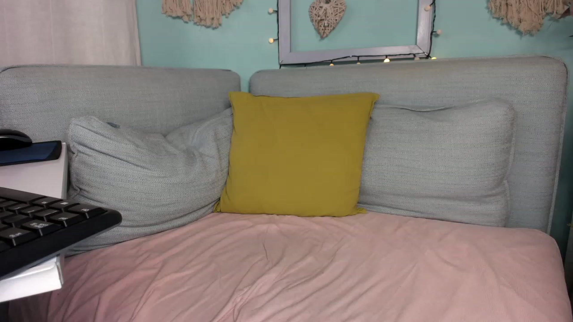 Gallery image thumbnail from KrystalByjou's myfreecams stream on, 02/06/2023, 12:17 image 20 of 20