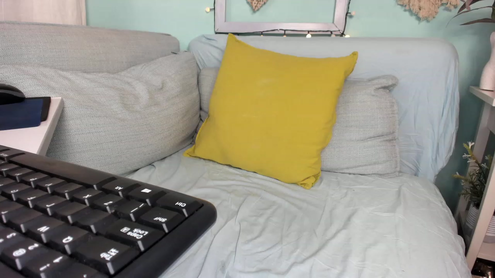 Gallery image thumbnail from KrystalByjou's myfreecams stream on, 02/25/2023, 11:21 image 19 of 20
