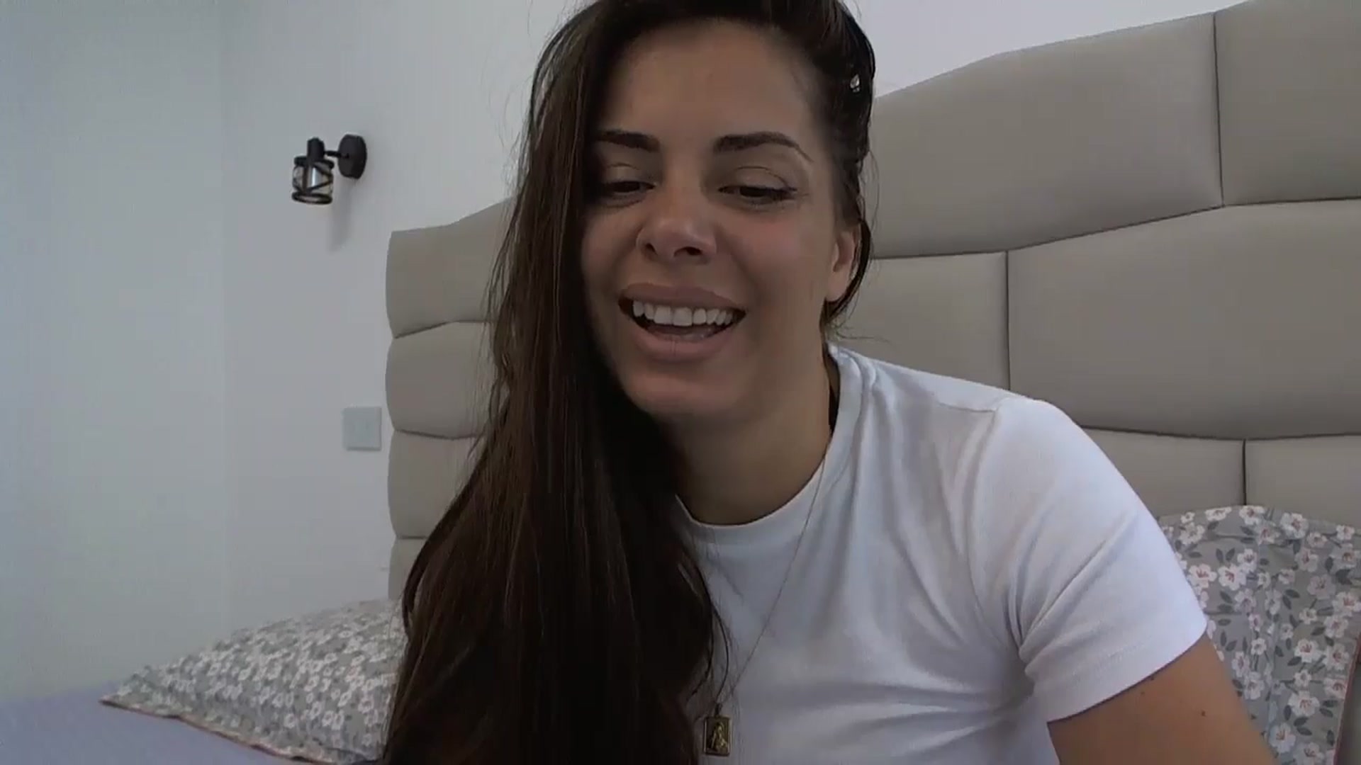 Gallery image thumbnail from Krystal_bb's myfreecams stream on, 05/17/2024, 08:27 image 13 of 20