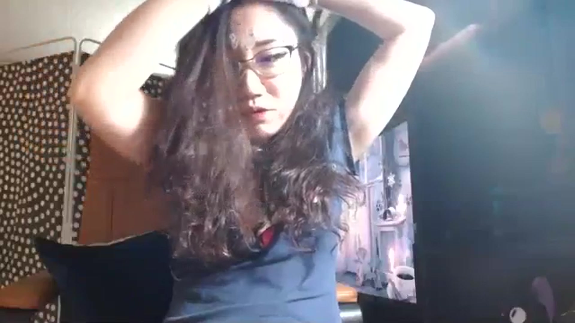Gallery image thumbnail from KttiTeaLeaf_x's myfreecams stream on, 01/16/2024, 08:23 image 14 of 20