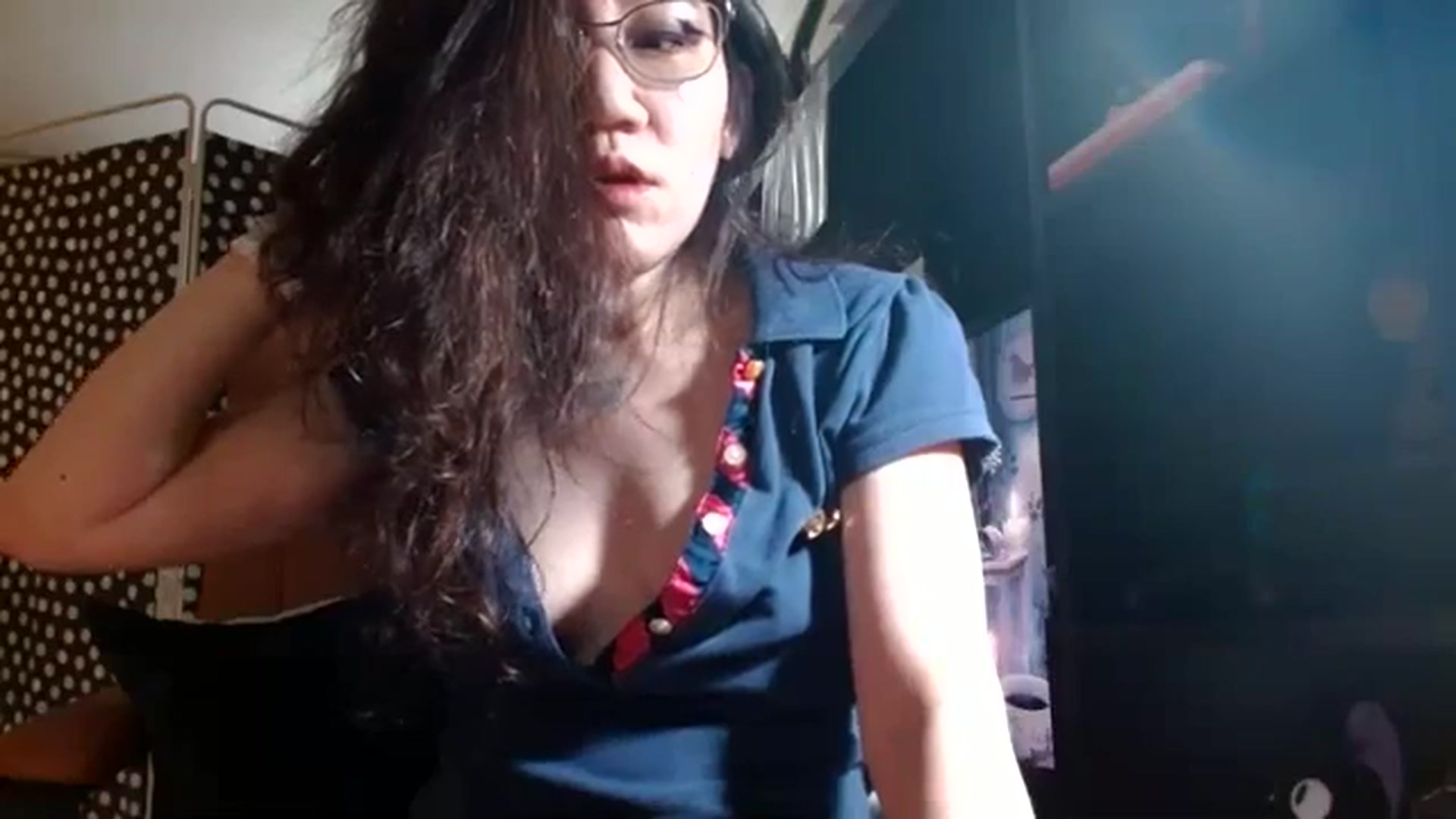 Gallery image thumbnail from KttiTeaLeaf_x's myfreecams stream on, 01/16/2024, 08:23 image 13 of 20