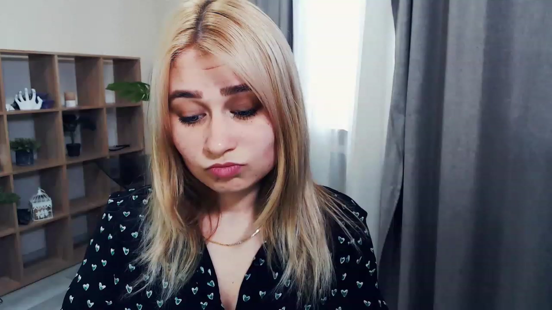 Gallery image thumbnail from Kukla_kolduna's myfreecams stream on, 02/18/2023, 13:17 image 20 of 20