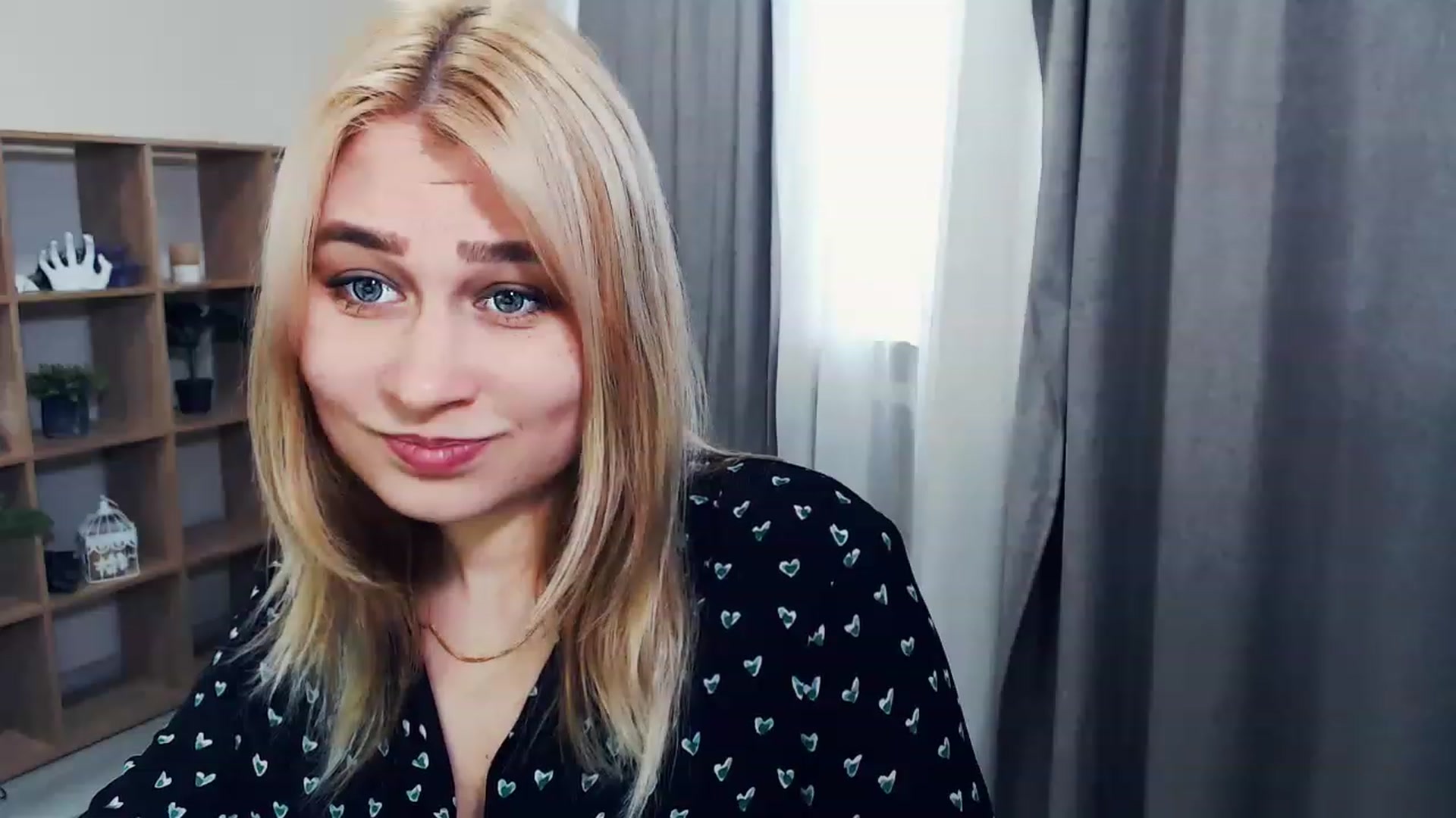 Gallery image thumbnail from Kukla_kolduna's myfreecams stream on, 02/18/2023, 13:17 image 15 of 20