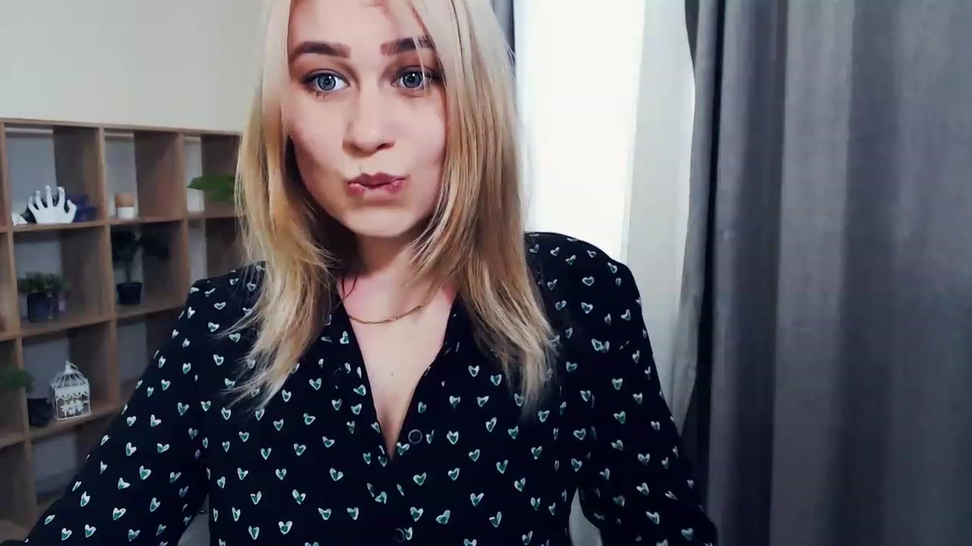 Gallery image thumbnail from Kukla_kolduna's myfreecams stream on, 02/18/2023, 13:17 image 5 of 20
