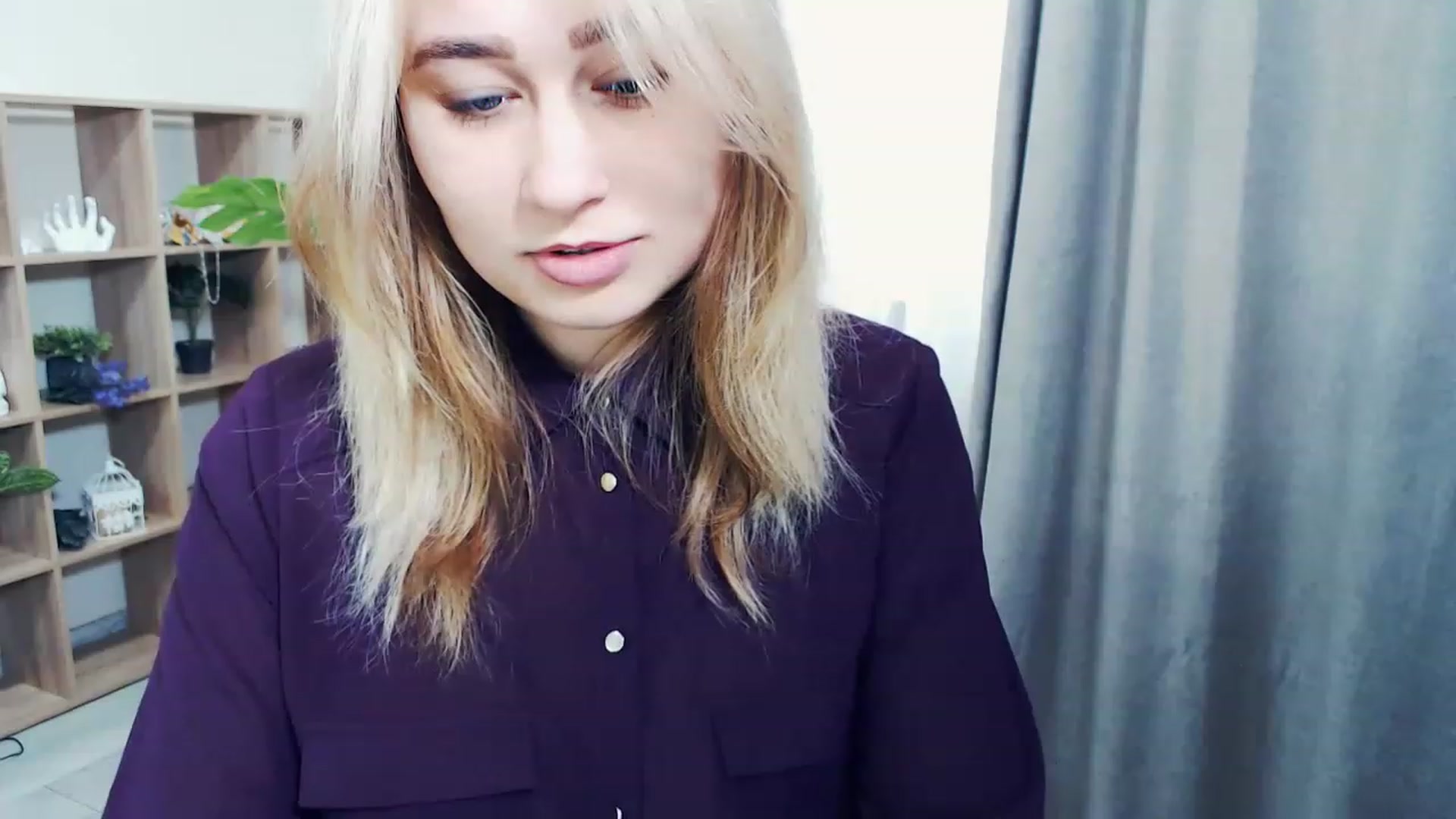 Gallery image thumbnail from Kukla_kolduna's myfreecams stream on, 02/19/2023, 13:05 image 12 of 20