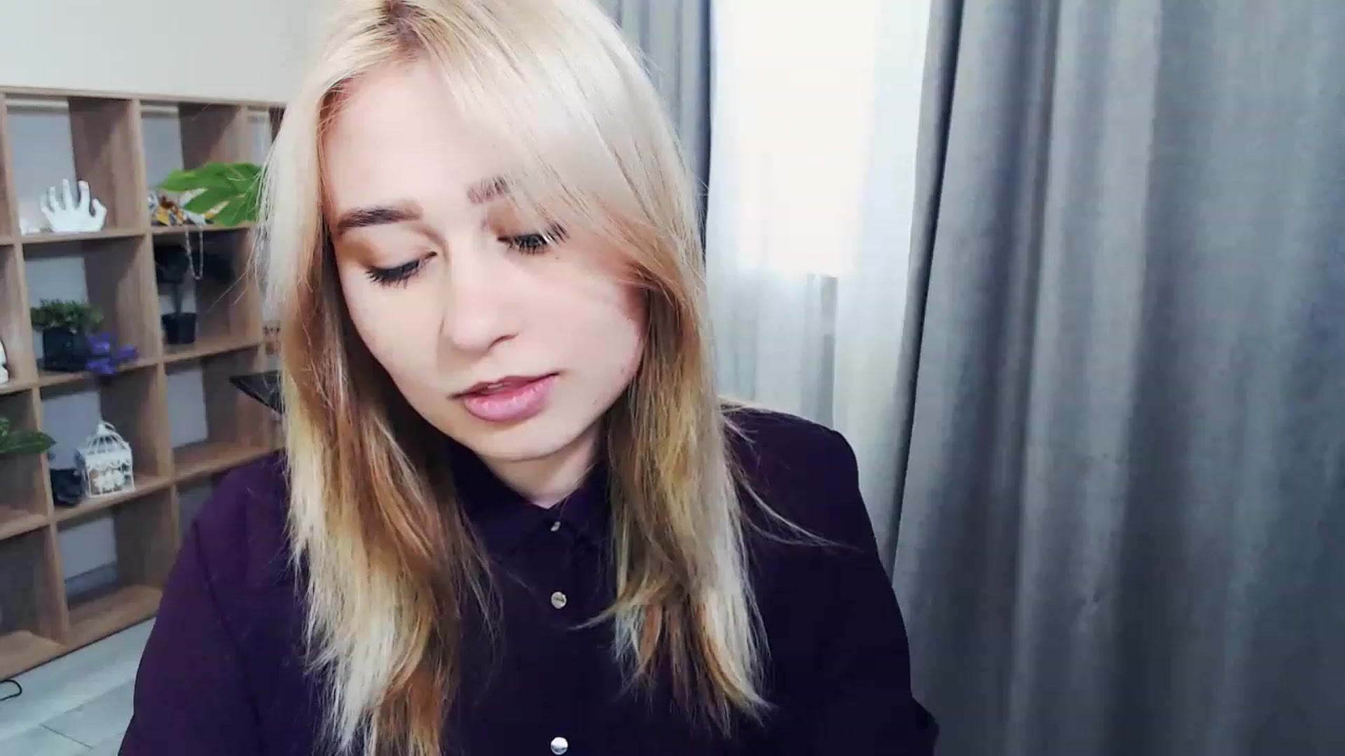 Gallery image thumbnail from Kukla_kolduna's myfreecams stream on, 02/19/2023, 13:05 image 16 of 20