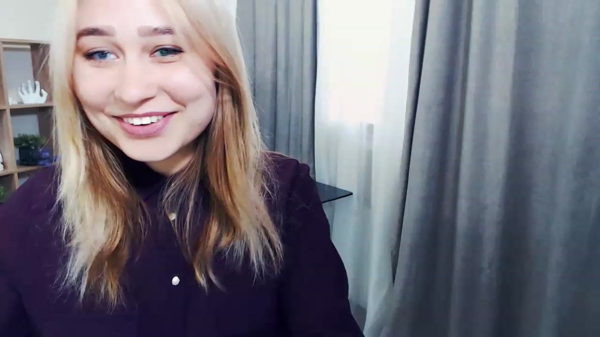 Gallery image thumbnail from Kukla_kolduna's myfreecams stream on, 02/19/2023, 13:05 image 14 of 20