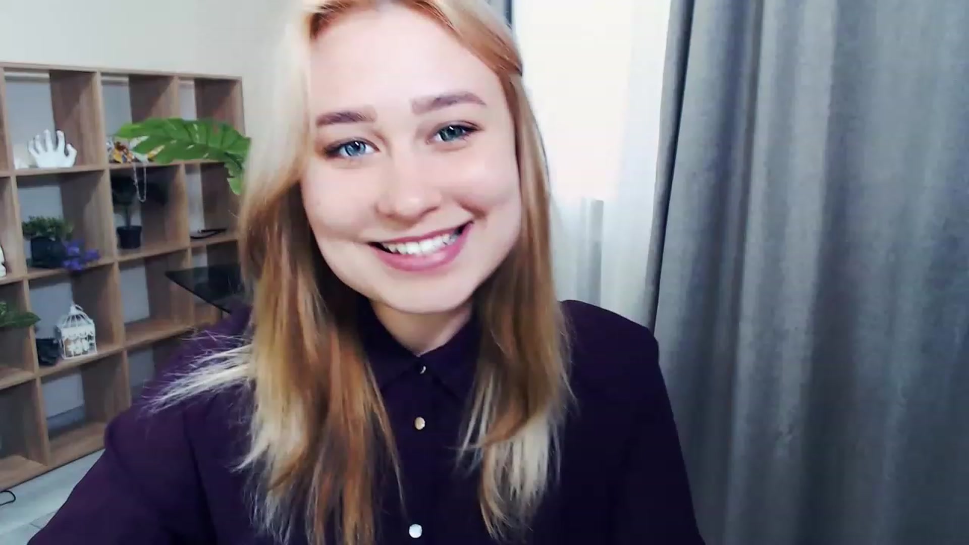 Gallery image thumbnail from Kukla_kolduna's myfreecams stream on, 02/19/2023, 13:05 image 17 of 20