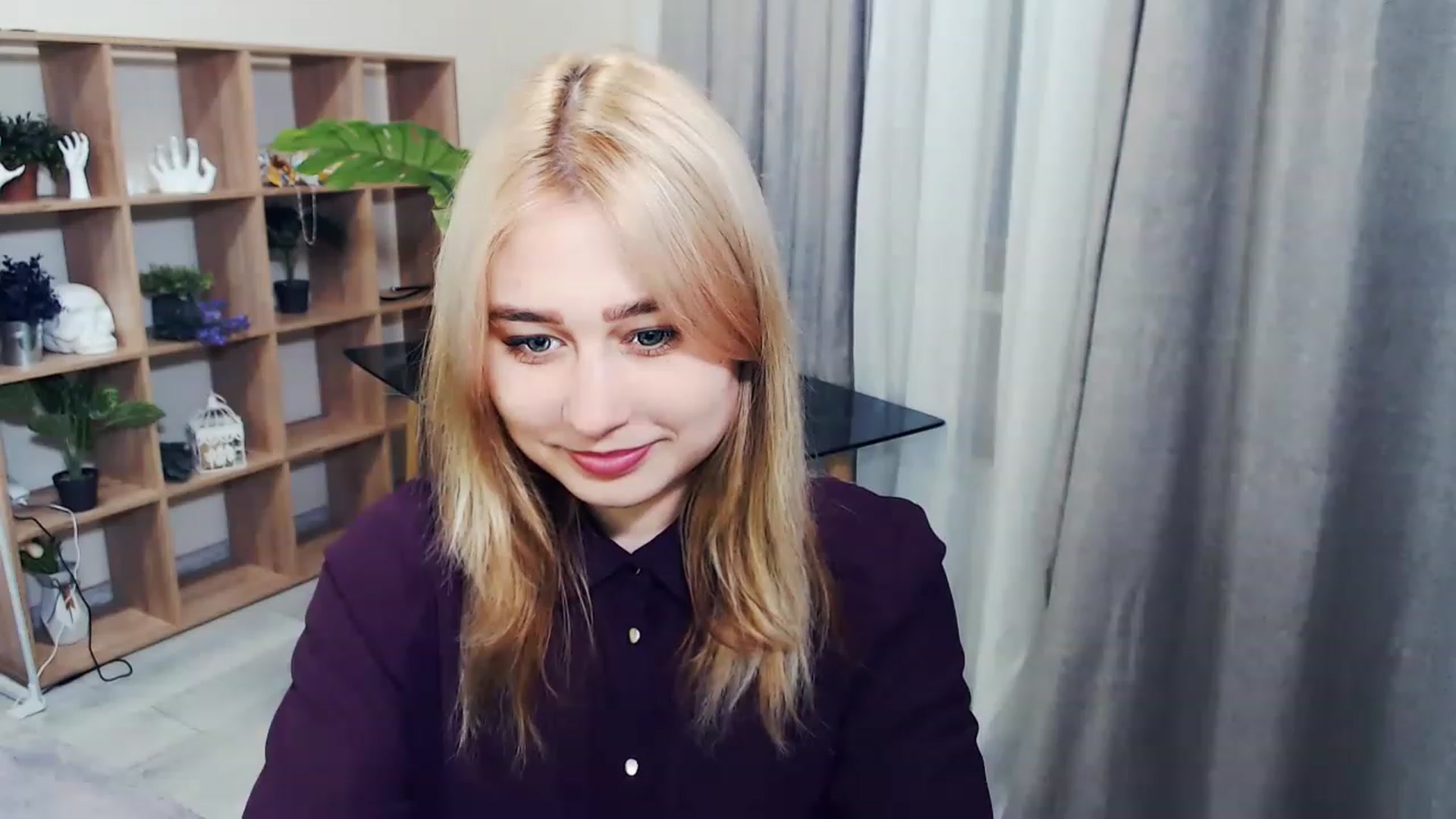 Gallery image thumbnail from Kukla_kolduna's myfreecams stream on, 02/19/2023, 16:04 image 10 of 20