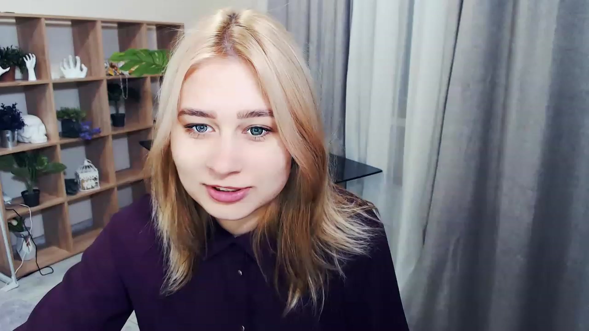 Gallery image thumbnail from Kukla_kolduna's myfreecams stream on, 02/19/2023, 16:04 image 19 of 20