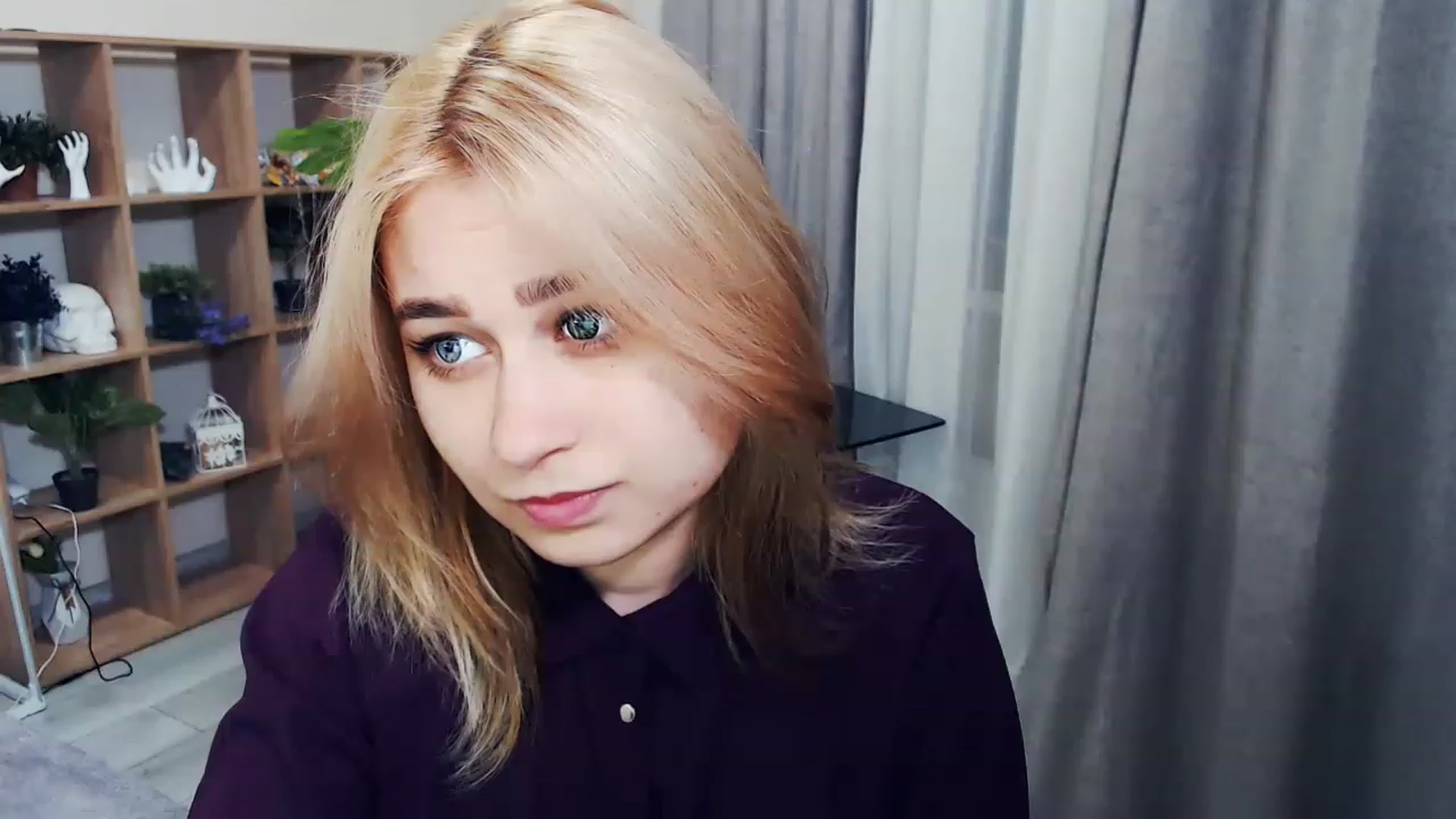 Gallery image thumbnail from Kukla_kolduna's myfreecams stream on, 02/19/2023, 16:04 image 16 of 20