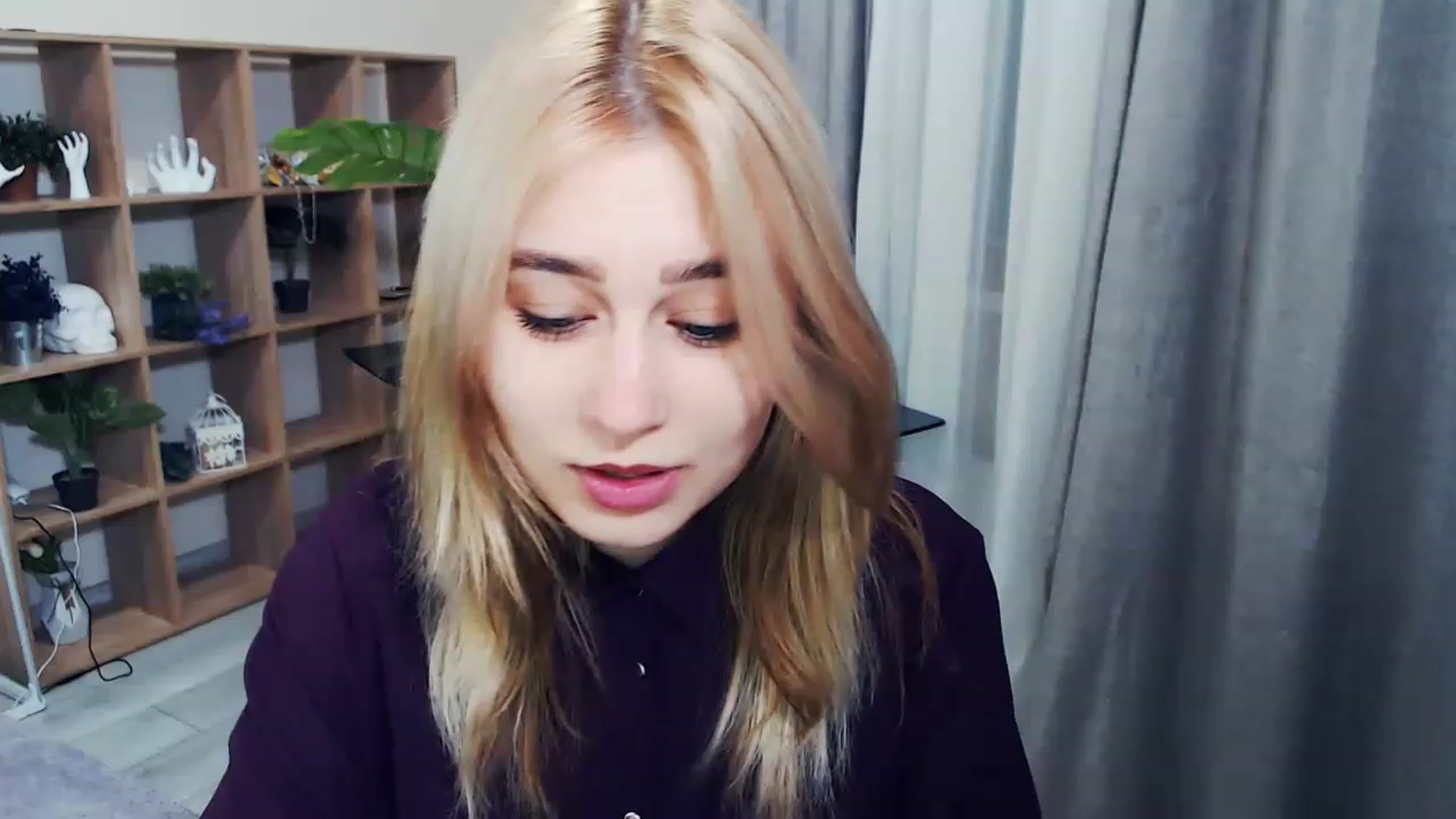 Gallery image thumbnail from Kukla_kolduna's myfreecams stream on, 02/19/2023, 16:04 image 14 of 20