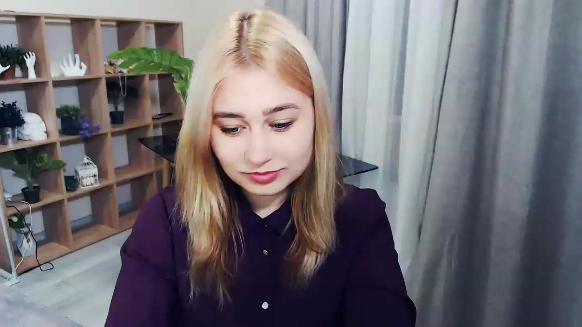 Gallery image thumbnail from Kukla_kolduna's myfreecams stream on, 02/19/2023, 16:04 image 4 of 20