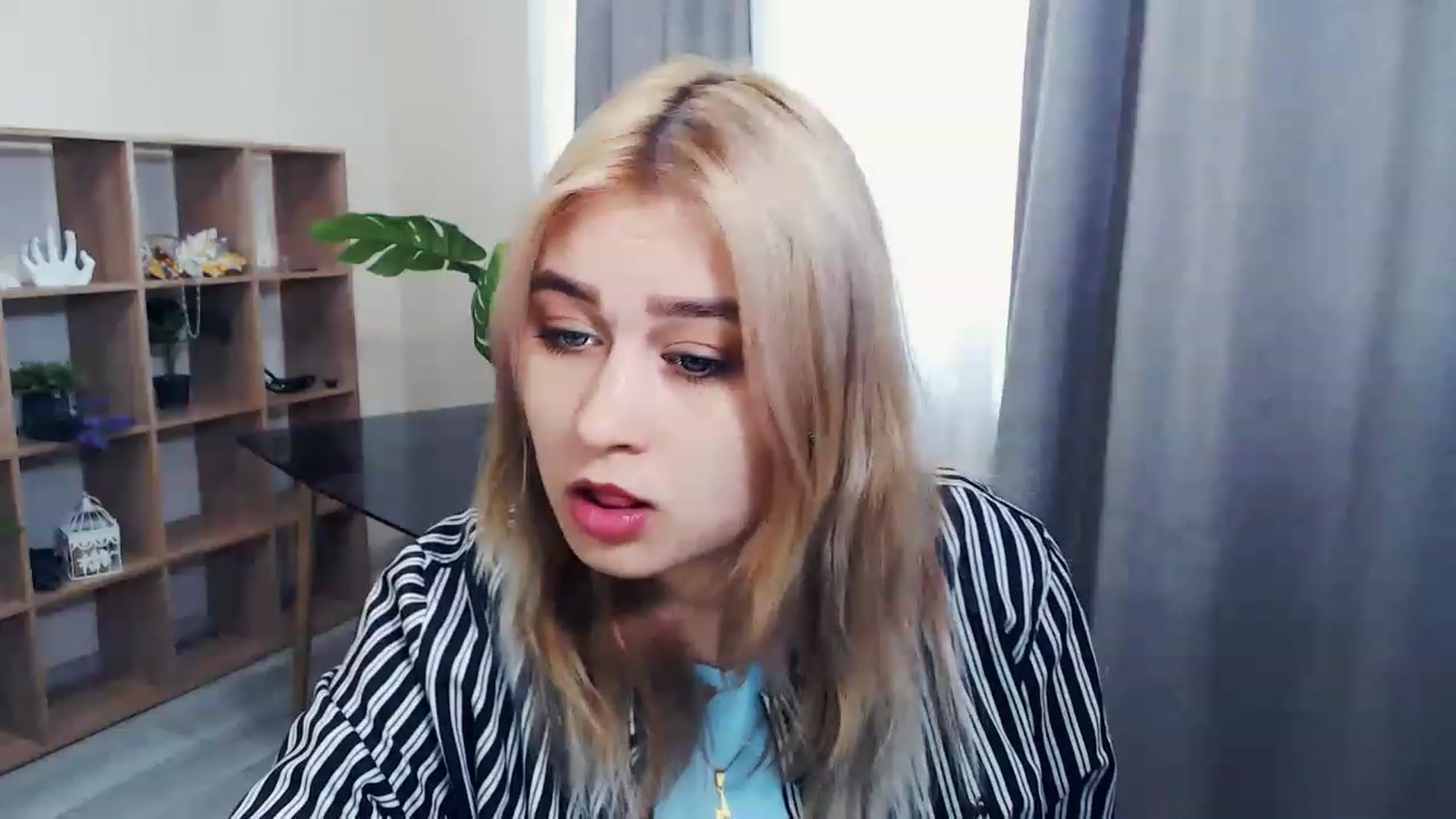 Gallery image thumbnail from Kukla_kolduna's myfreecams stream on, 02/22/2023, 13:05 image 4 of 20