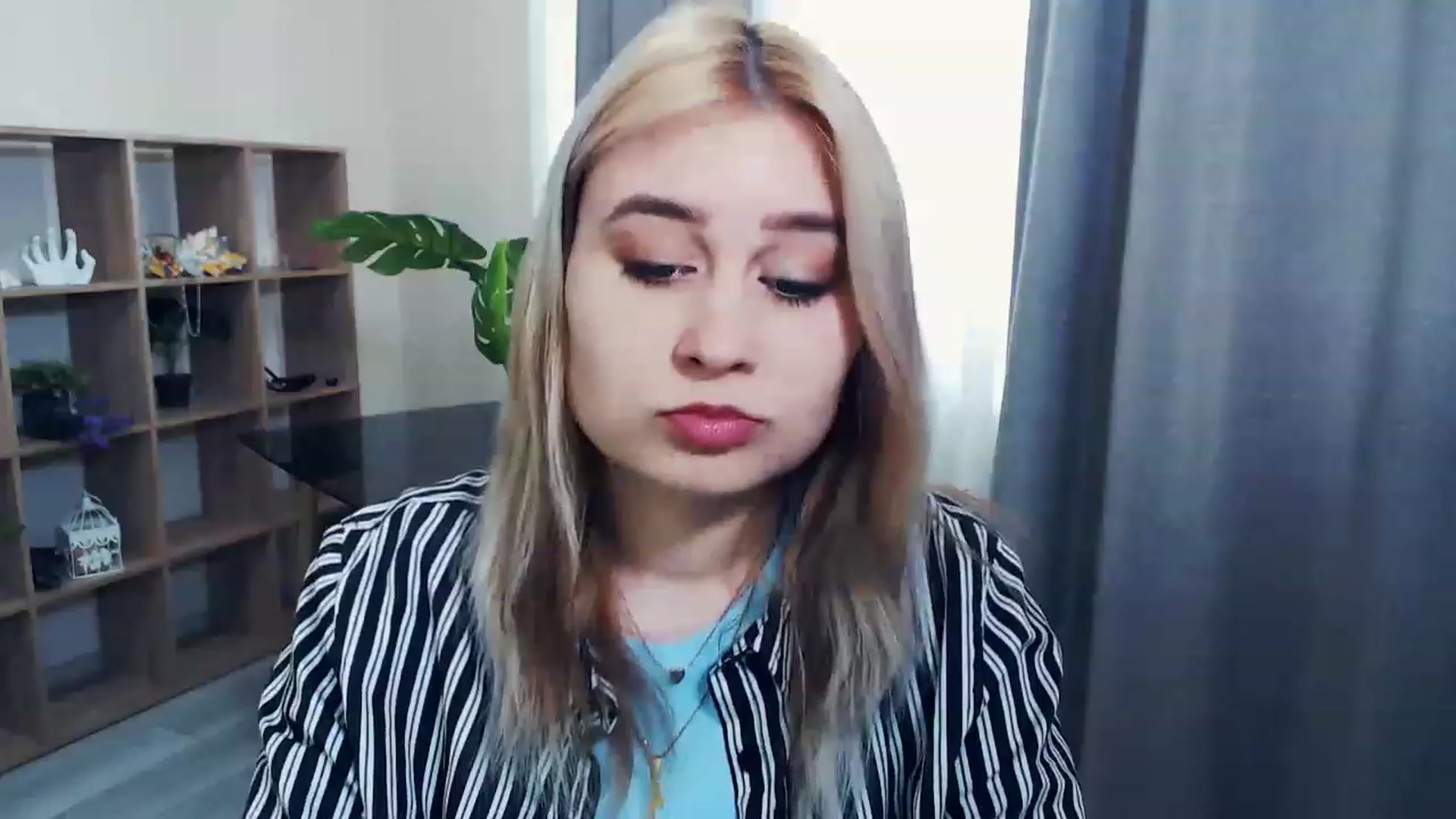 Gallery image thumbnail from Kukla_kolduna's myfreecams stream on, 02/22/2023, 13:05 image 12 of 20