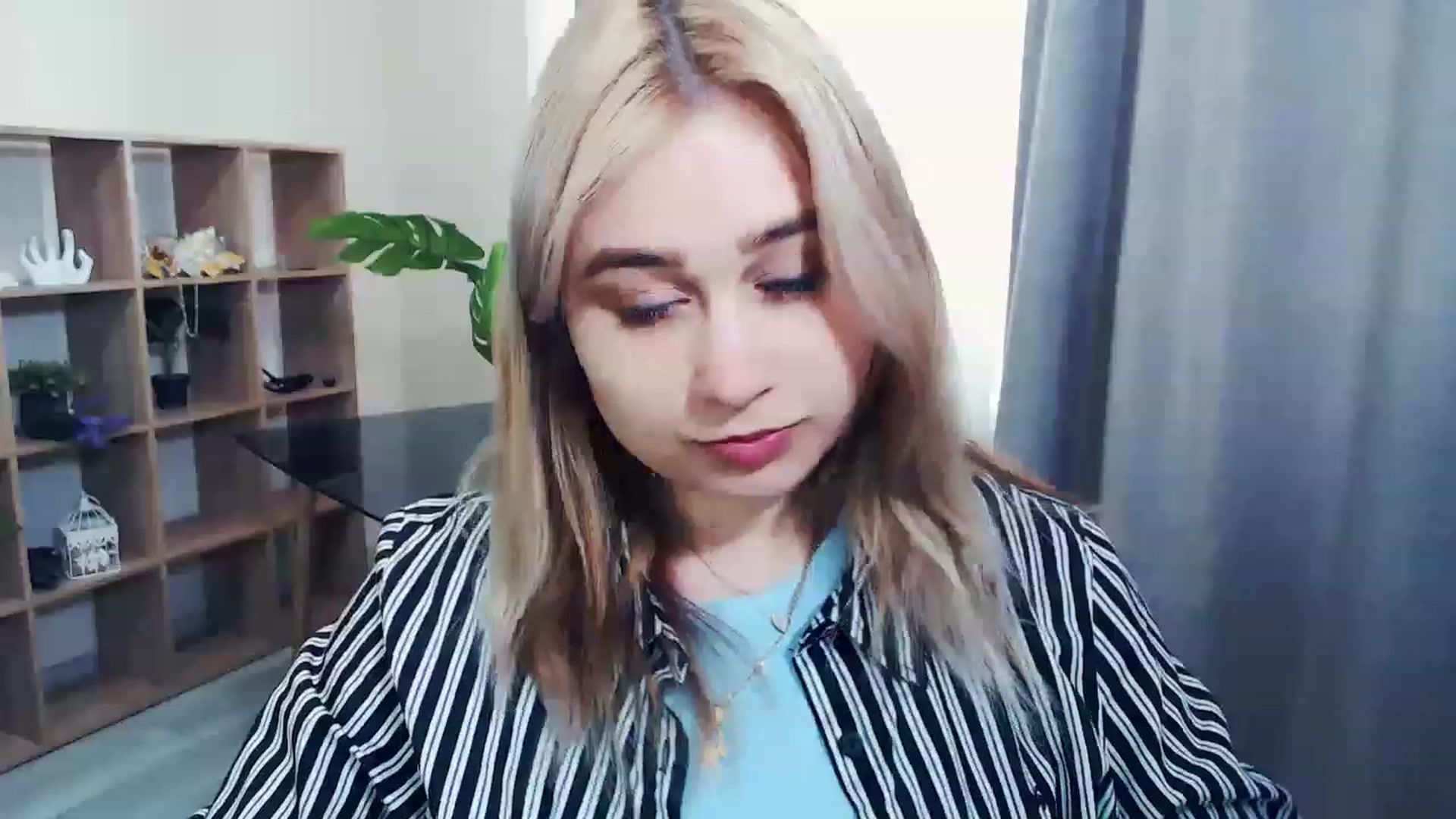 Gallery image thumbnail from Kukla_kolduna's myfreecams stream on, 02/22/2023, 13:05 image 19 of 20