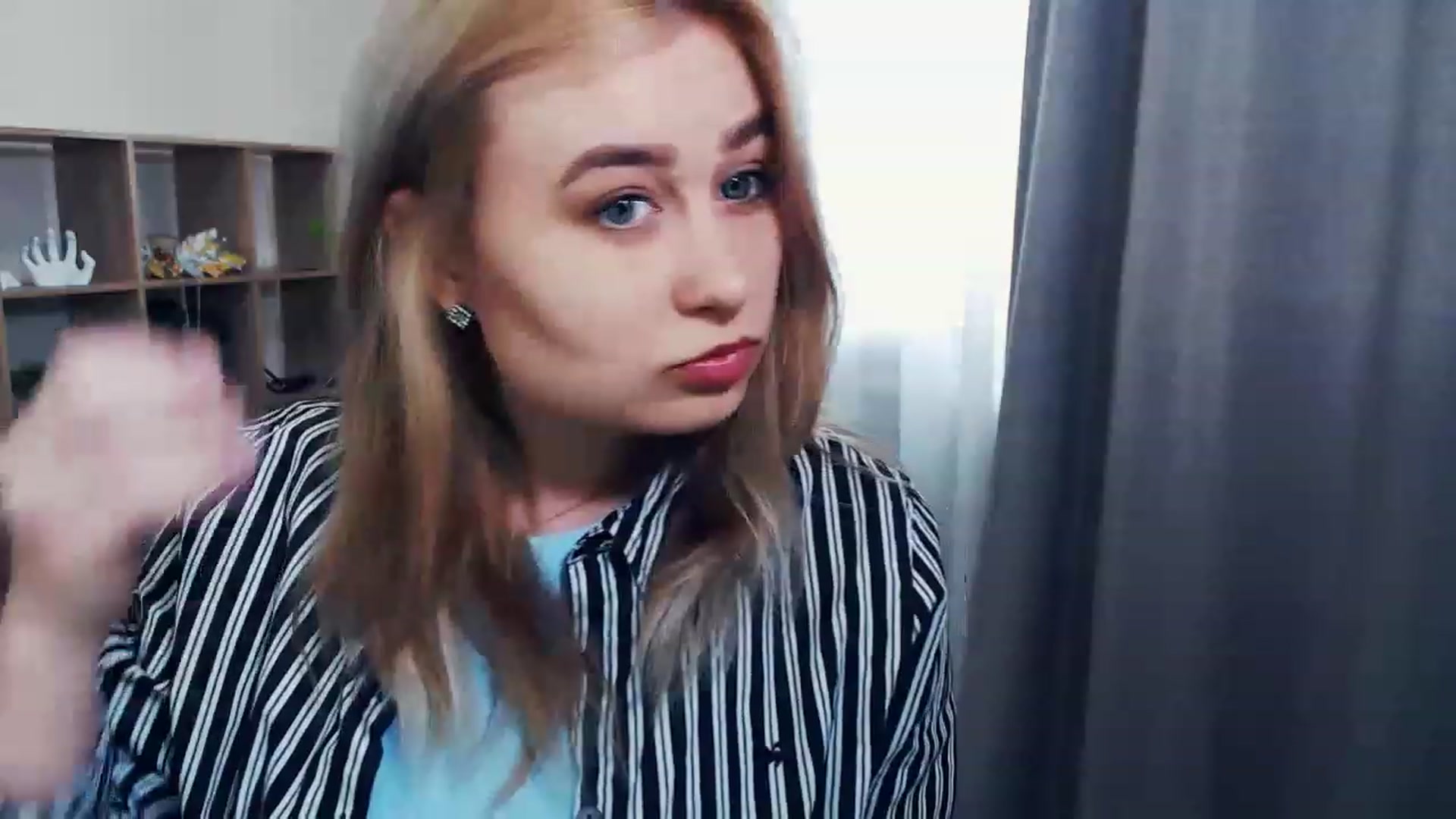 Gallery image thumbnail from Kukla_kolduna's myfreecams stream on, 02/22/2023, 13:05 image 8 of 20