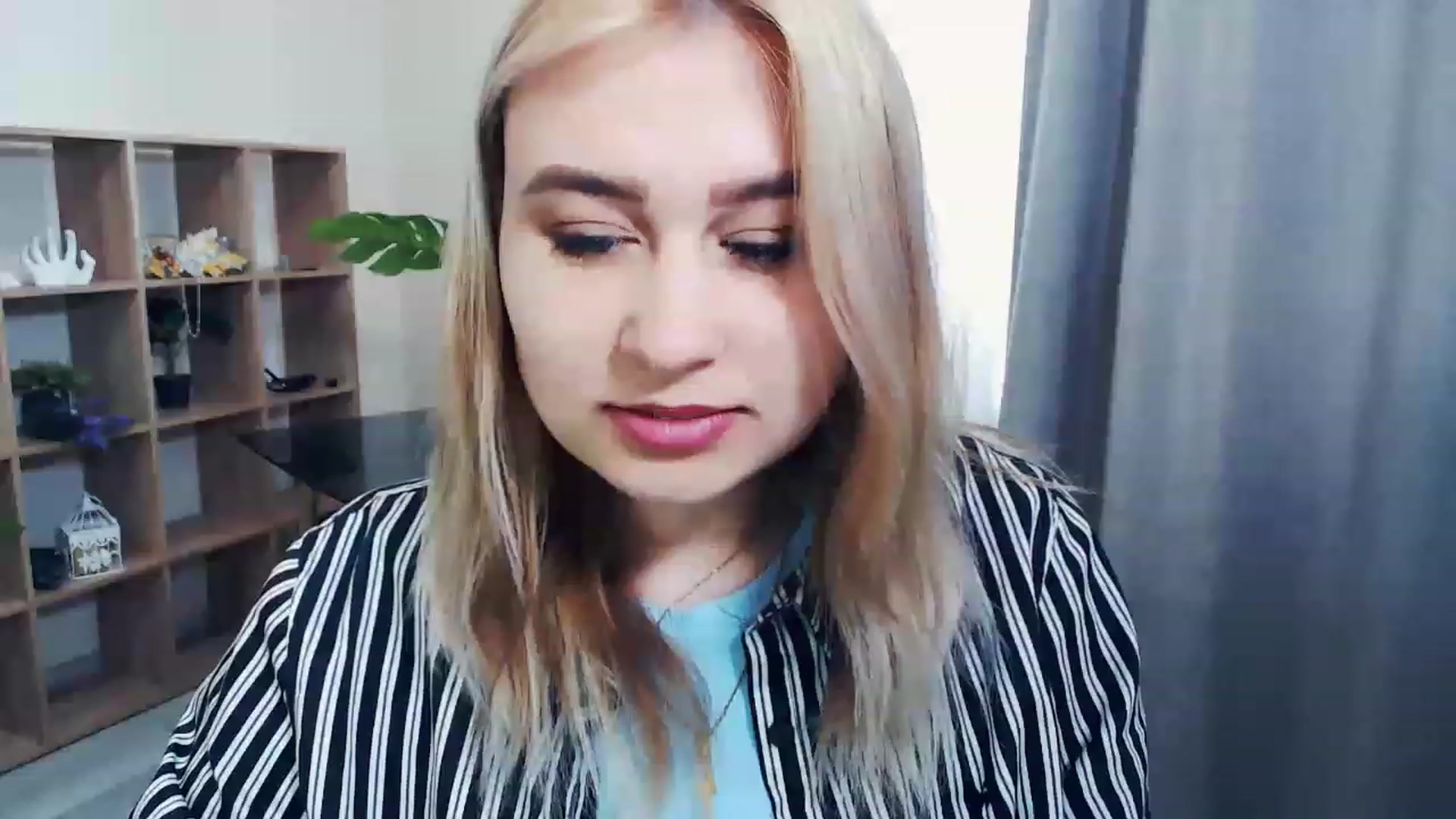 Gallery image thumbnail from Kukla_kolduna's myfreecams stream on, 02/22/2023, 13:05 image 9 of 20