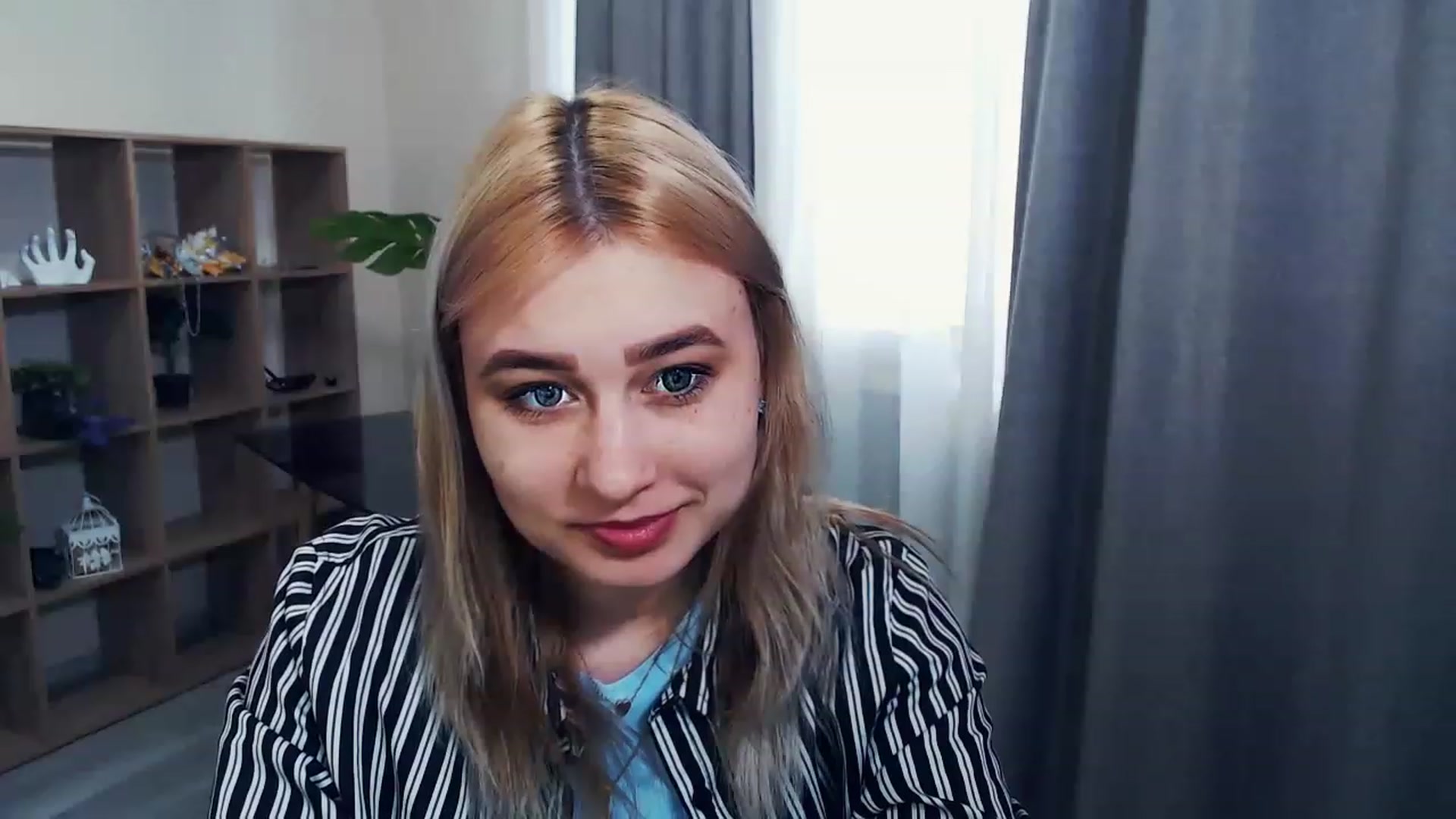 Gallery image thumbnail from Kukla_kolduna's myfreecams stream on, 02/22/2023, 13:05 image 17 of 20