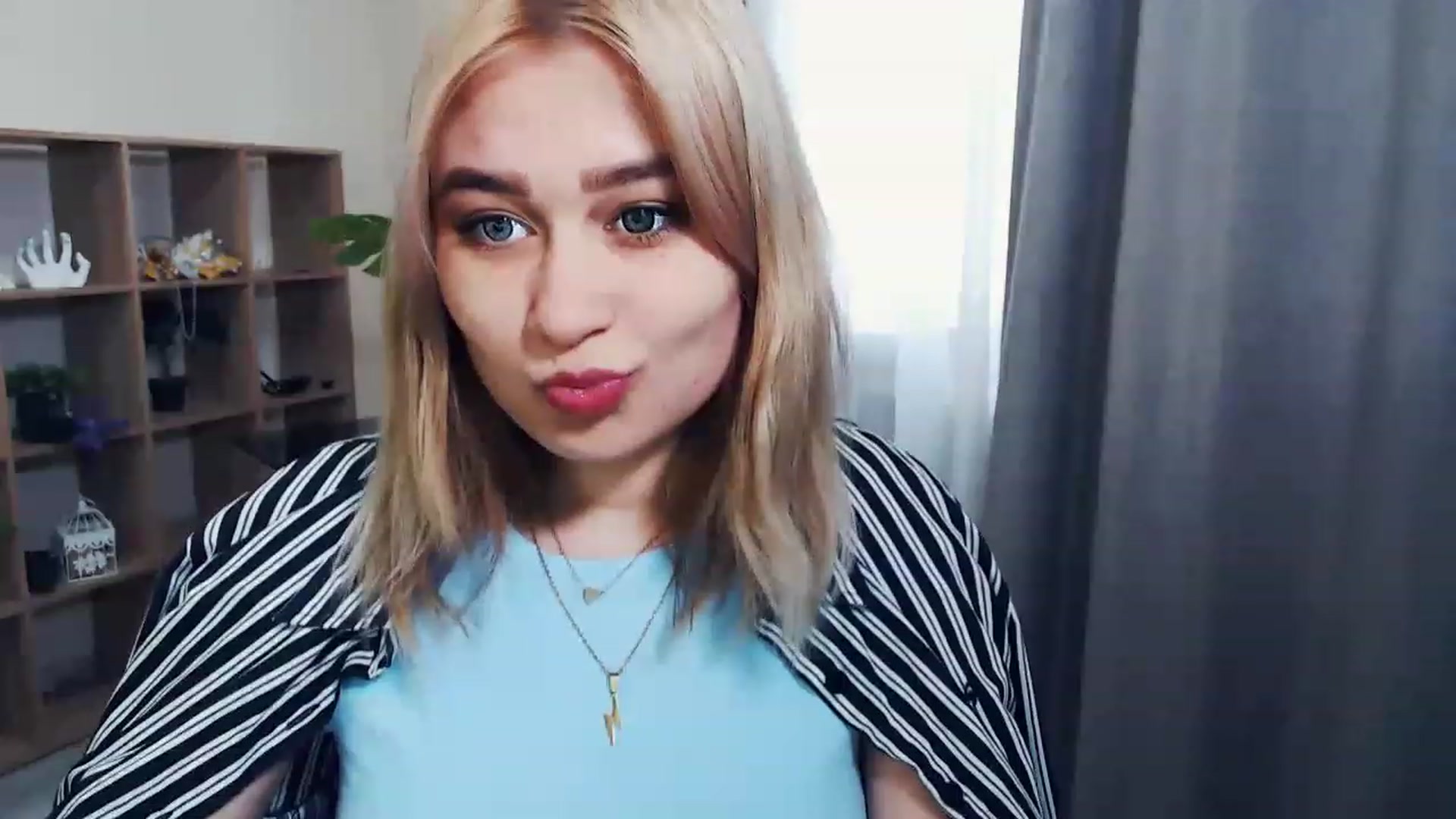 Gallery image thumbnail from Kukla_kolduna's myfreecams stream on, 02/22/2023, 13:50 image 7 of 20