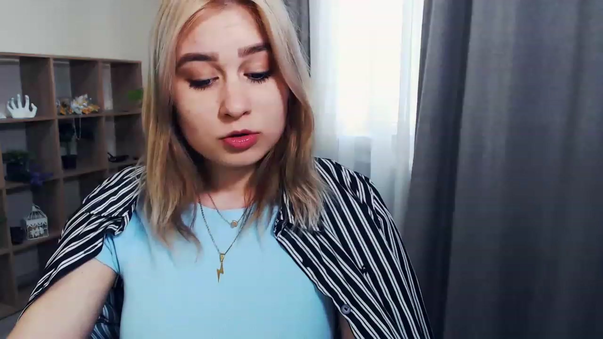 Gallery image thumbnail from Kukla_kolduna's myfreecams stream on, 02/22/2023, 13:50 image 13 of 20