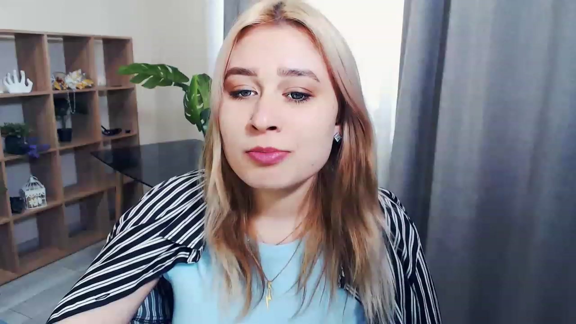 Gallery image thumbnail from Kukla_kolduna's myfreecams stream on, 02/22/2023, 13:50 image 20 of 20