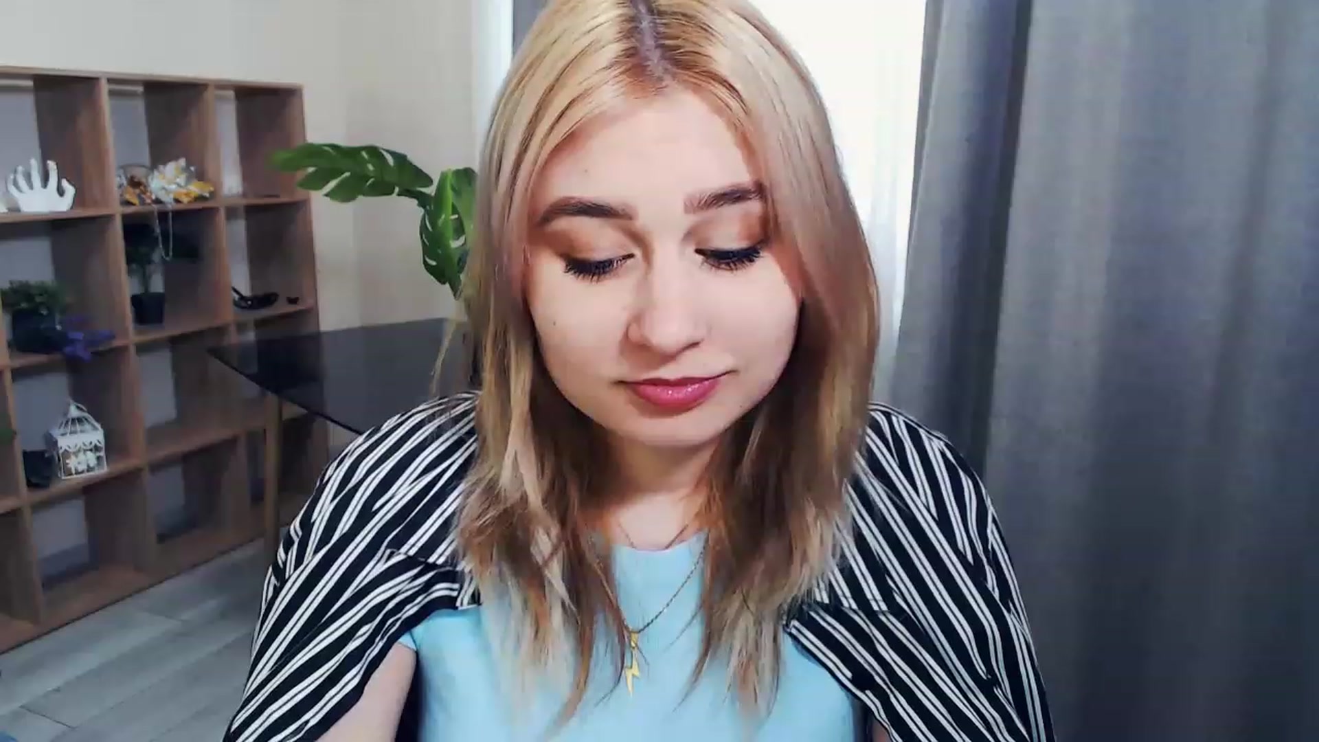Gallery image thumbnail from Kukla_kolduna's myfreecams stream on, 02/22/2023, 13:50 image 19 of 20