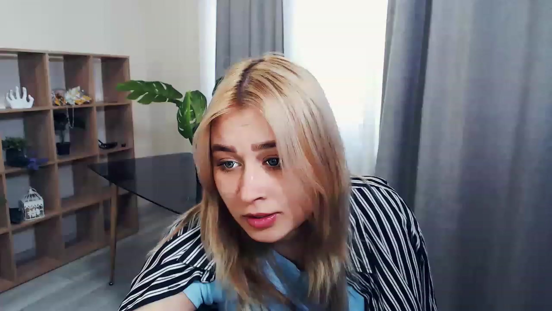 Gallery image thumbnail from Kukla_kolduna's myfreecams stream on, 02/22/2023, 13:50 image 15 of 20
