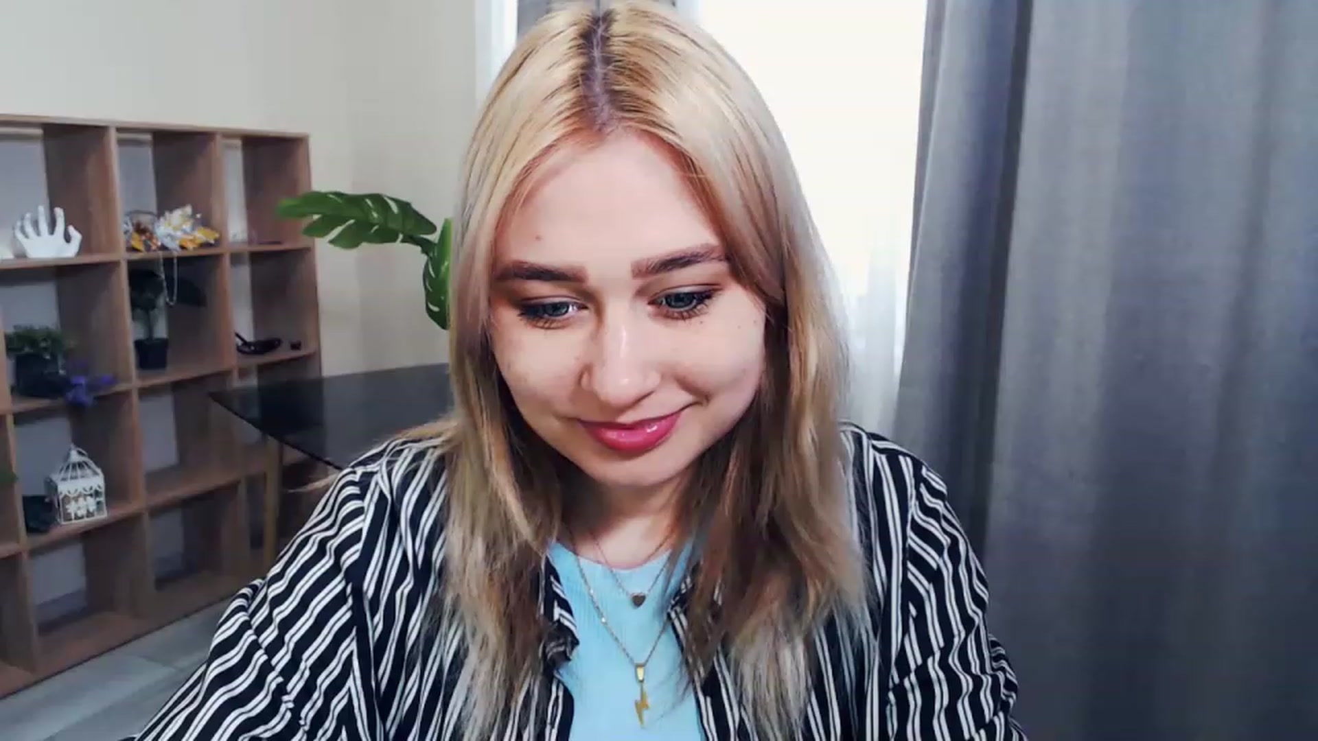 Gallery image thumbnail from Kukla_kolduna's myfreecams stream on, 02/22/2023, 13:50 image 2 of 20