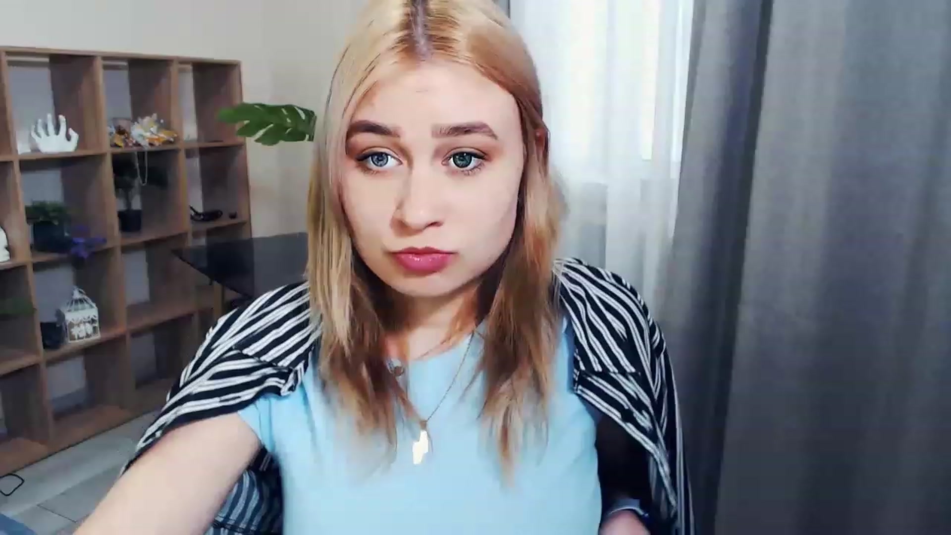 Gallery image thumbnail from Kukla_kolduna's myfreecams stream on, 02/22/2023, 14:36 image 9 of 20