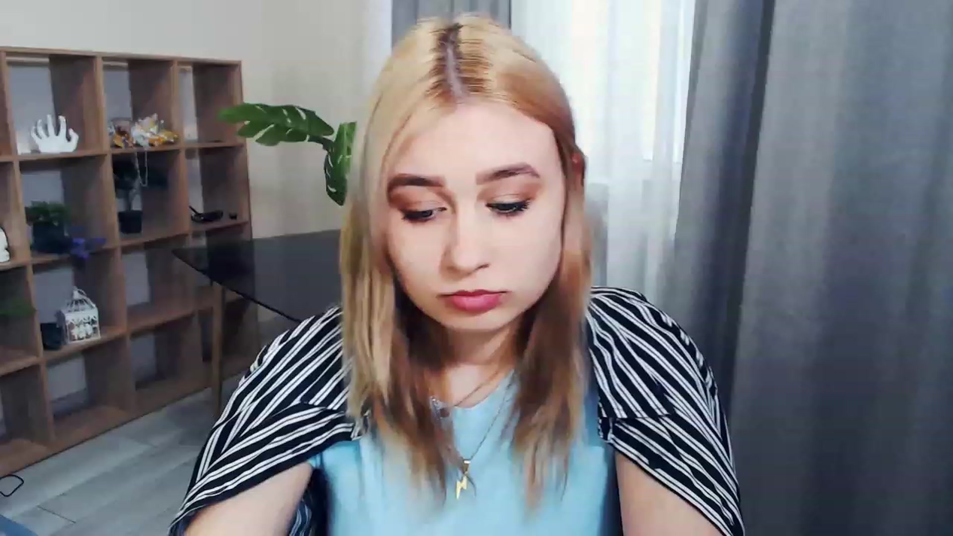 Gallery image thumbnail from Kukla_kolduna's myfreecams stream on, 02/22/2023, 14:36 image 7 of 20