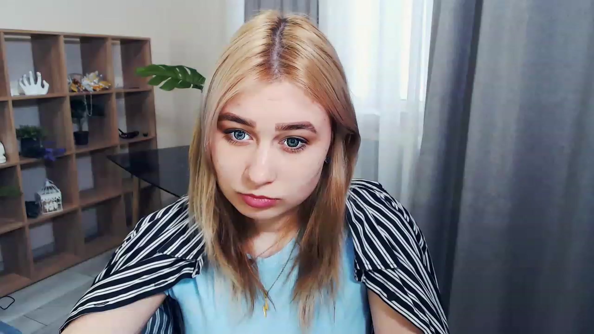 Gallery image thumbnail from Kukla_kolduna's myfreecams stream on, 02/22/2023, 14:36 image 5 of 20