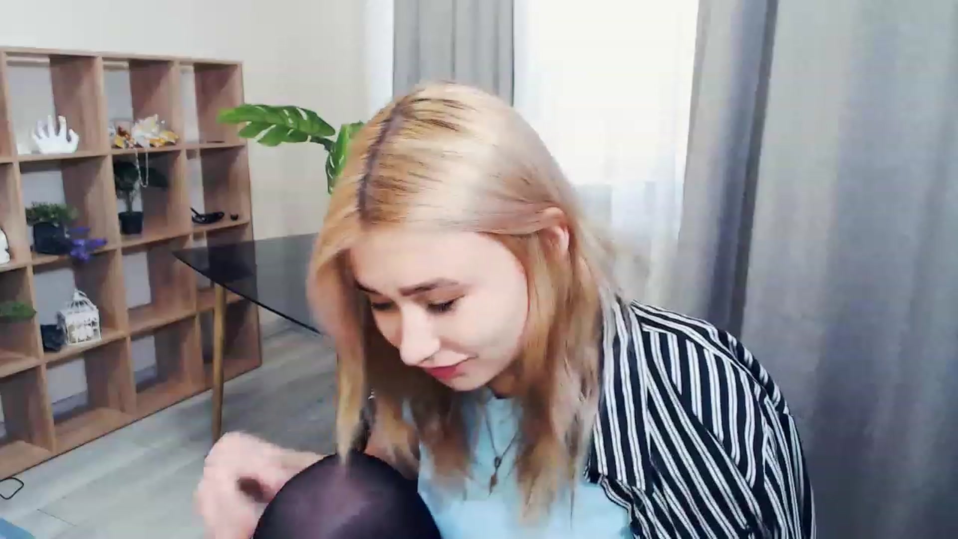 Gallery image thumbnail from Kukla_kolduna's myfreecams stream on, 02/22/2023, 14:36 image 10 of 20