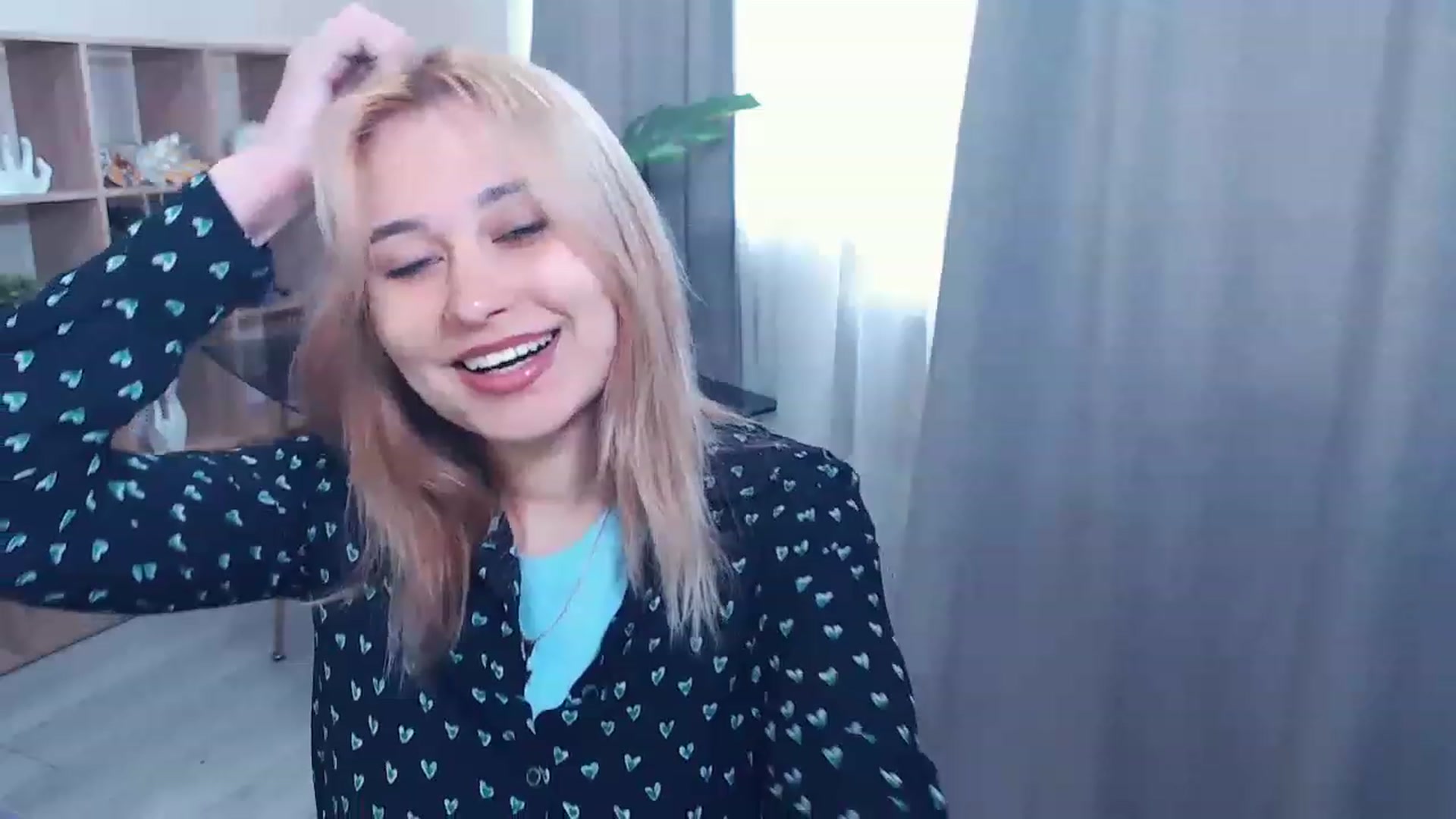 Gallery image thumbnail from Kukla_kolduna's myfreecams stream on, 02/25/2023, 09:47 image 17 of 20