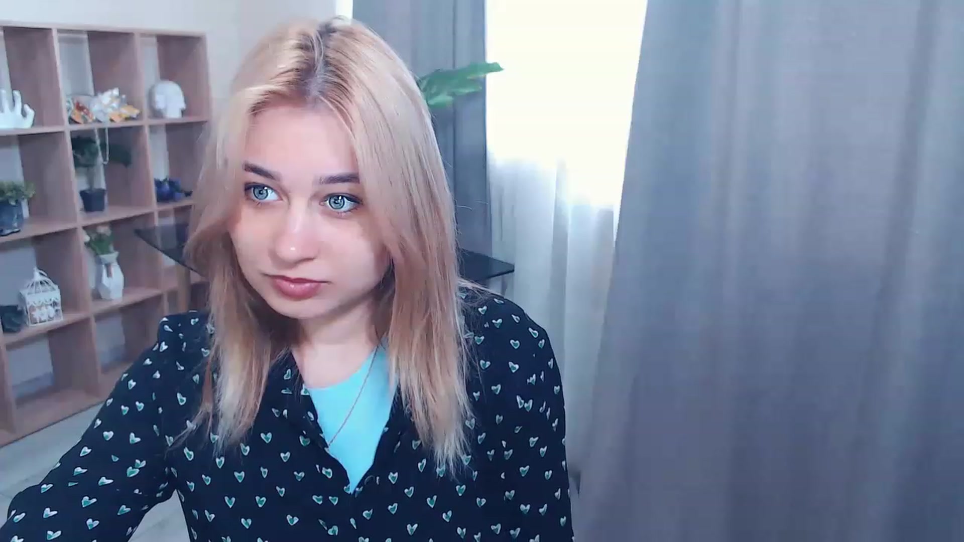 Gallery image thumbnail from Kukla_kolduna's myfreecams stream on, 02/25/2023, 09:47 image 16 of 20