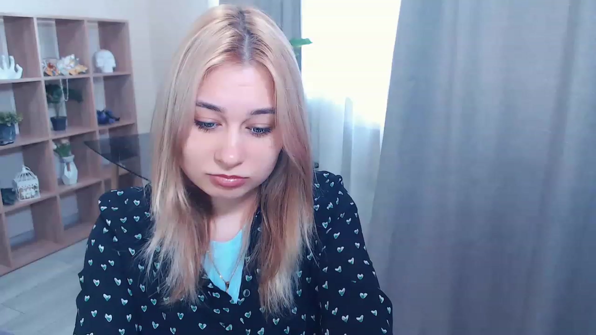 Gallery image thumbnail from Kukla_kolduna's myfreecams stream on, 02/25/2023, 10:28 image 3 of 20