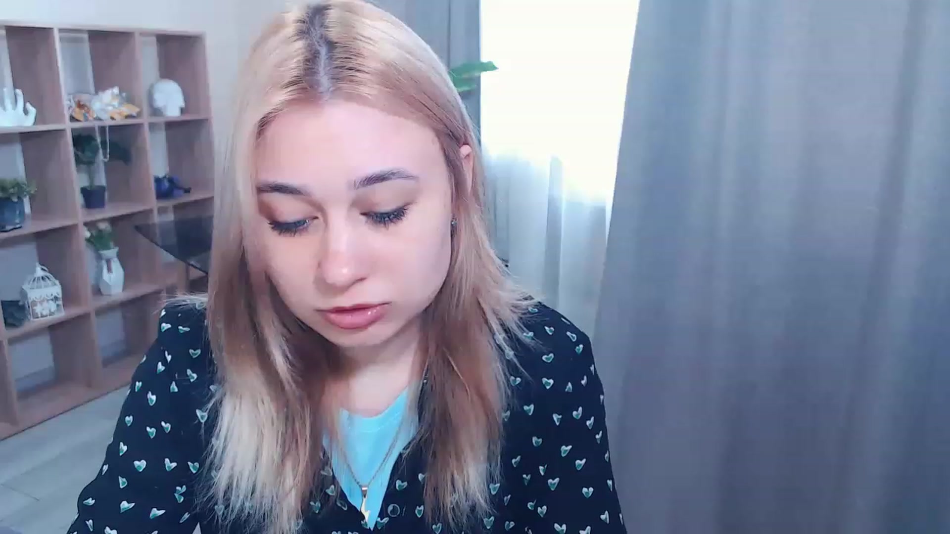 Gallery image thumbnail from Kukla_kolduna's myfreecams stream on, 02/25/2023, 10:28 image 14 of 20