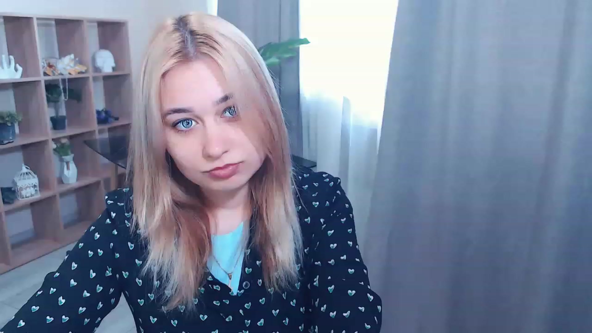Gallery image thumbnail from Kukla_kolduna's myfreecams stream on, 02/25/2023, 10:28 image 7 of 20