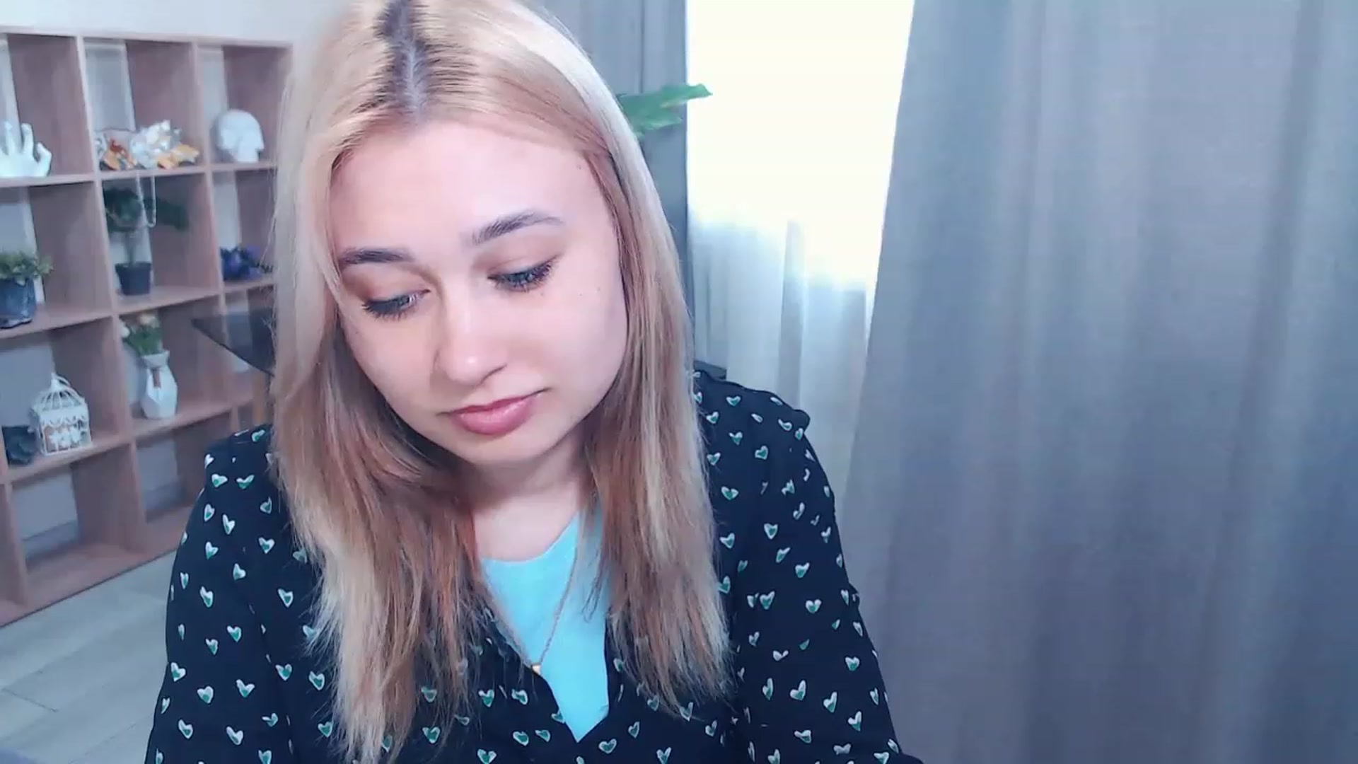 Gallery image thumbnail from Kukla_kolduna's myfreecams stream on, 02/25/2023, 11:08 image 9 of 20
