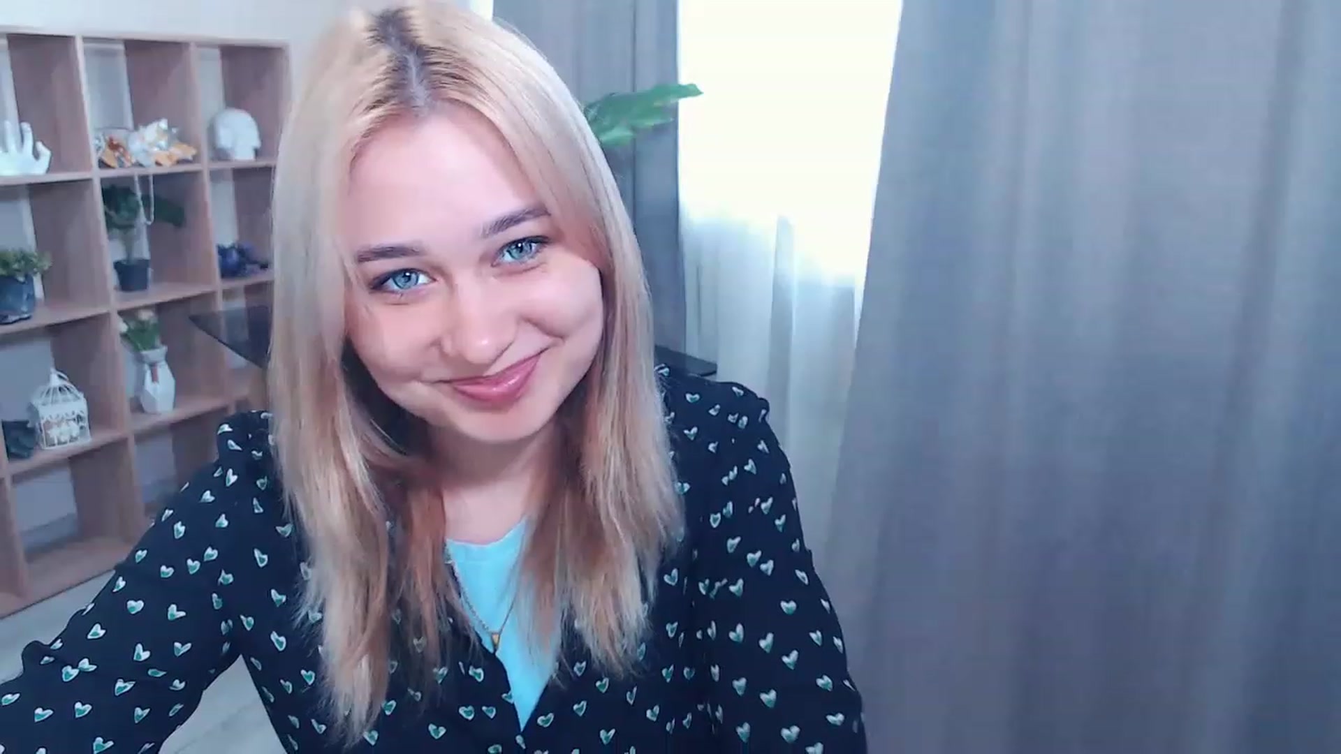 Gallery image thumbnail from Kukla_kolduna's myfreecams stream on, 02/25/2023, 11:08 image 13 of 20