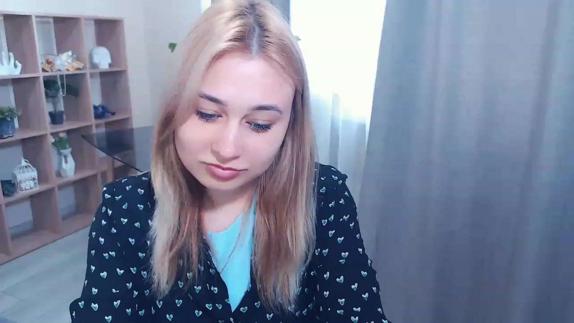 Gallery image thumbnail from Kukla_kolduna's myfreecams stream on, 02/25/2023, 11:08 image 11 of 20