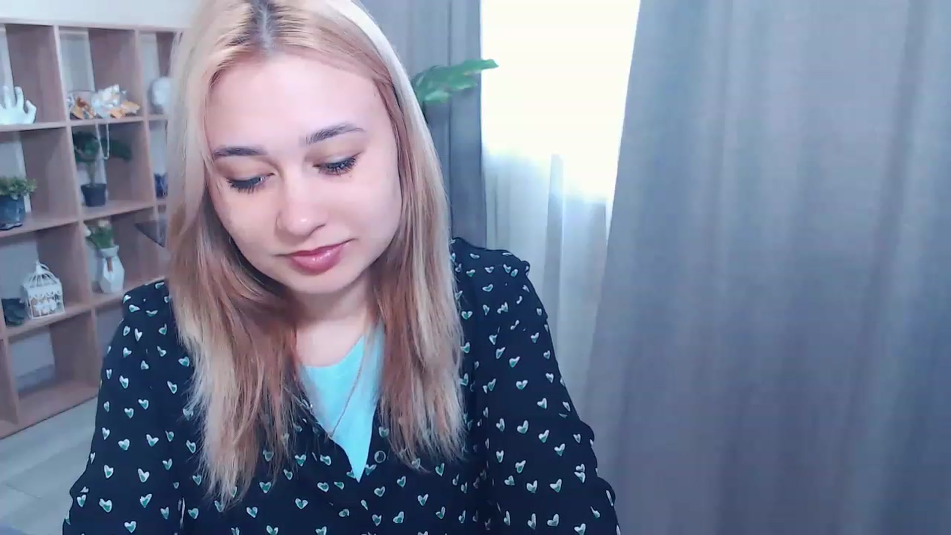 Gallery image thumbnail from Kukla_kolduna's myfreecams stream on, 02/25/2023, 11:08 image 8 of 20