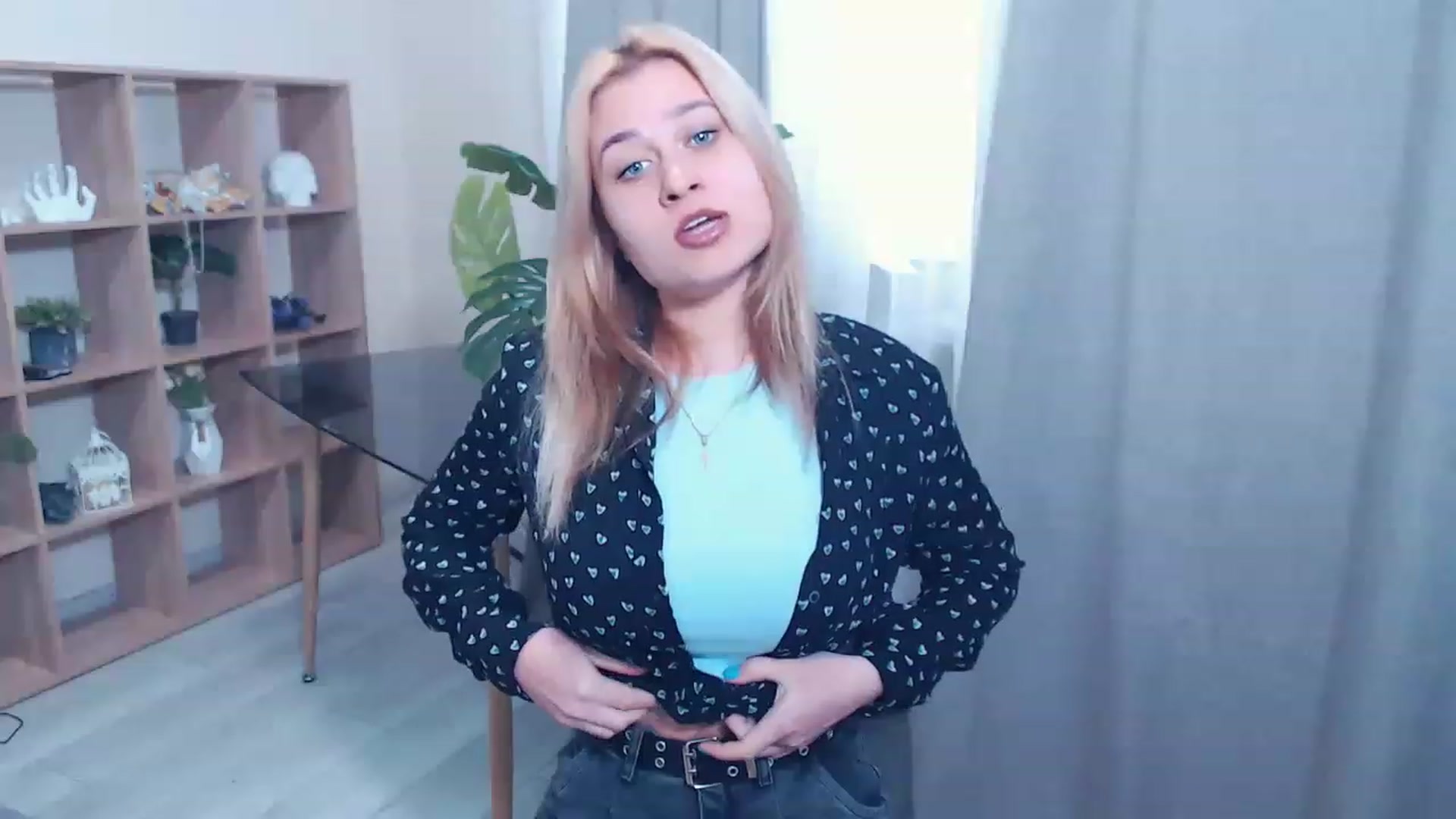 Gallery image thumbnail from Kukla_kolduna's myfreecams stream on, 02/25/2023, 14:53 image 5 of 20